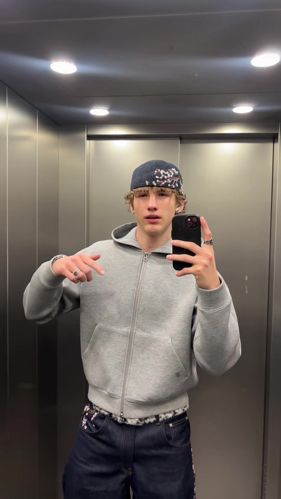 @daniel