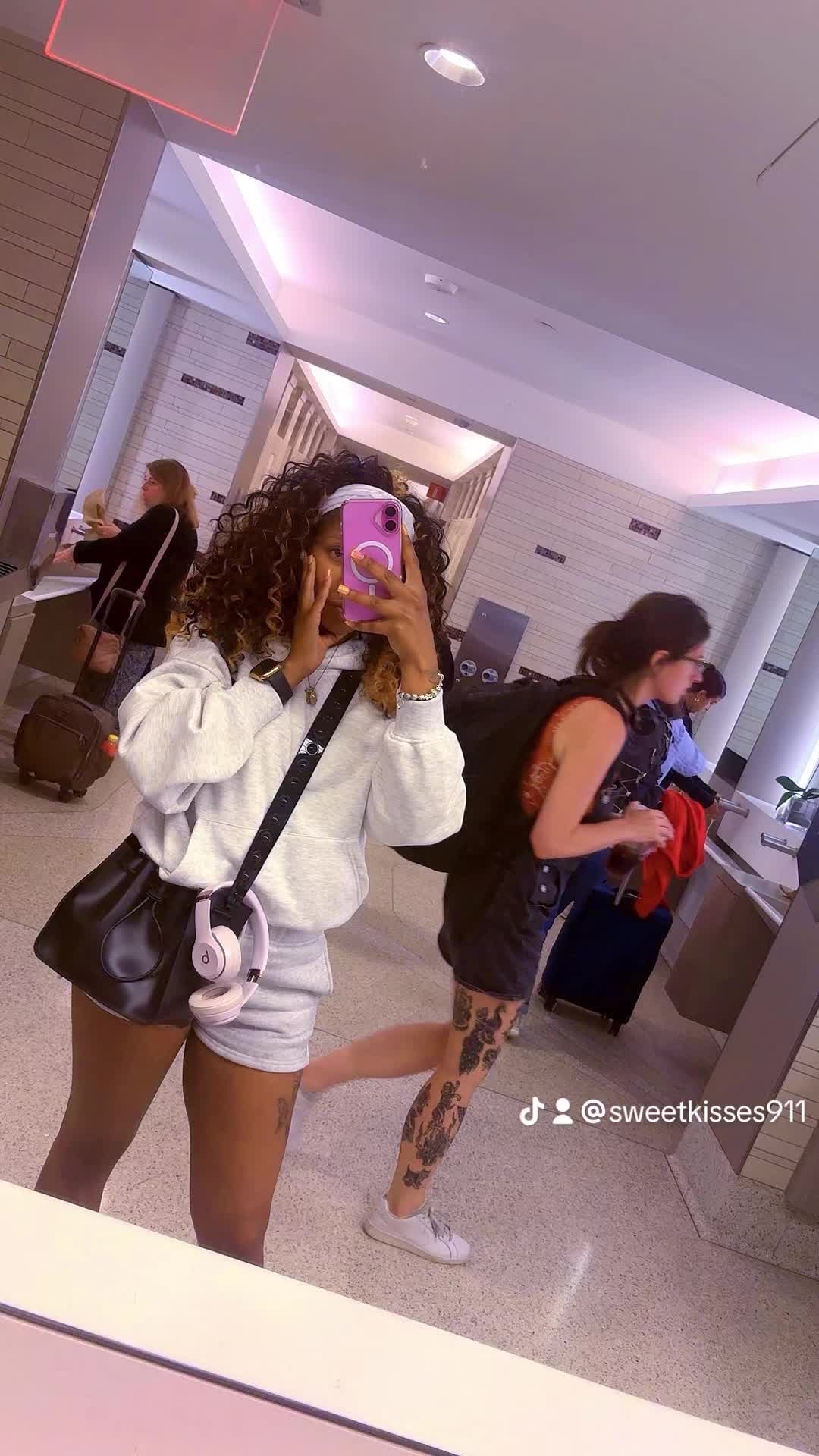 @Sweetkisses