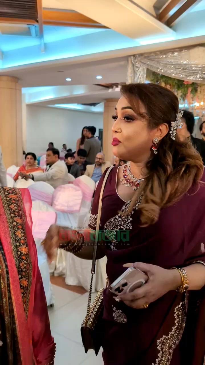 @সবুজ