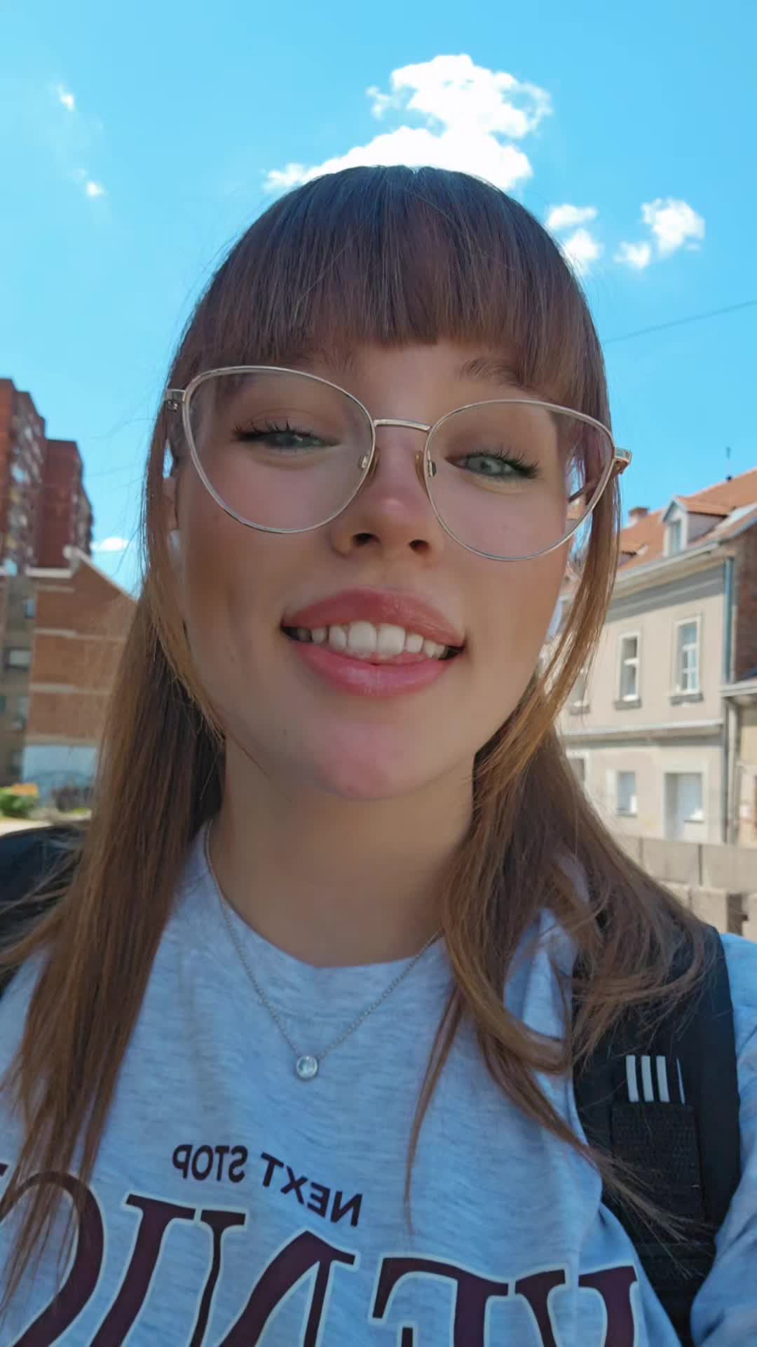 @Lana🦁