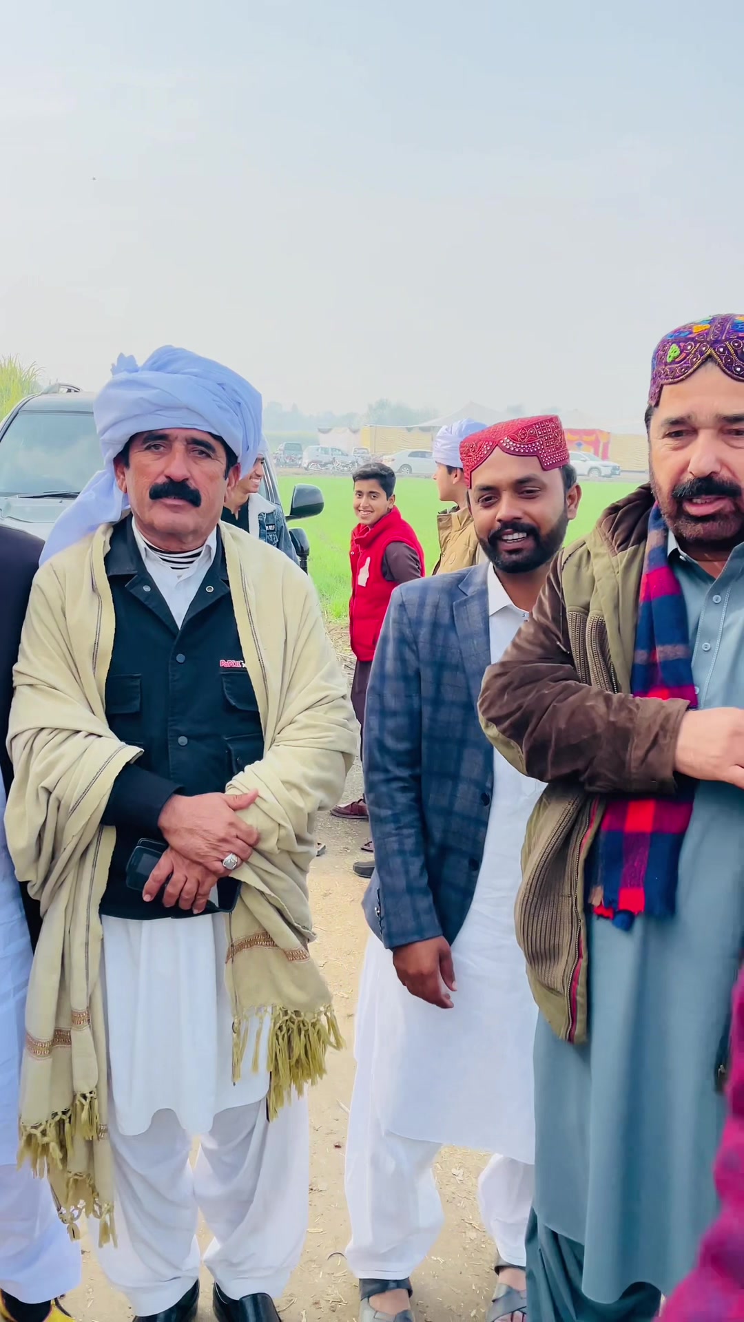 @ملک زین اعوان   ✅