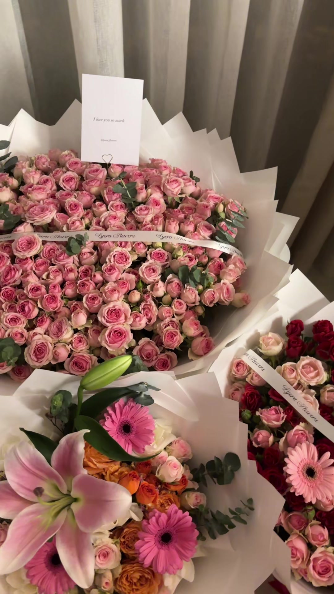 @LYORA FLOWERS | ليورا