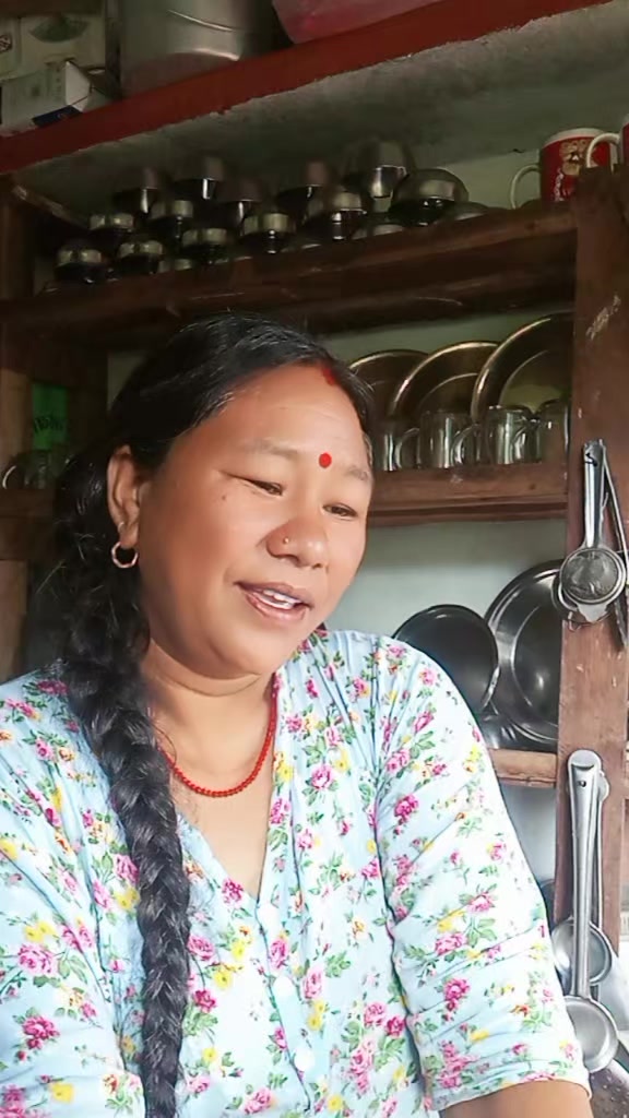 @योगिता गुरुङ