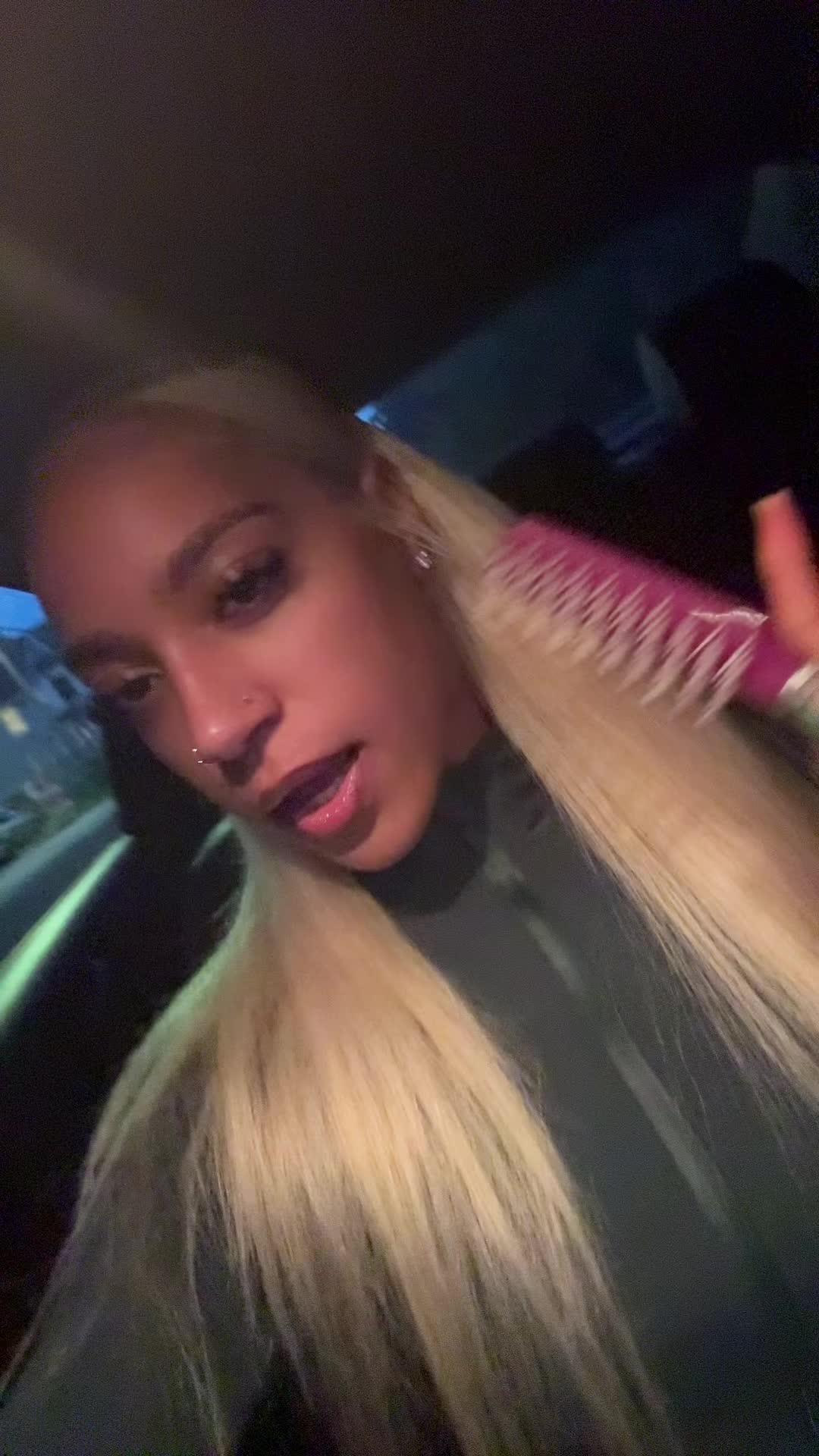 @dolly