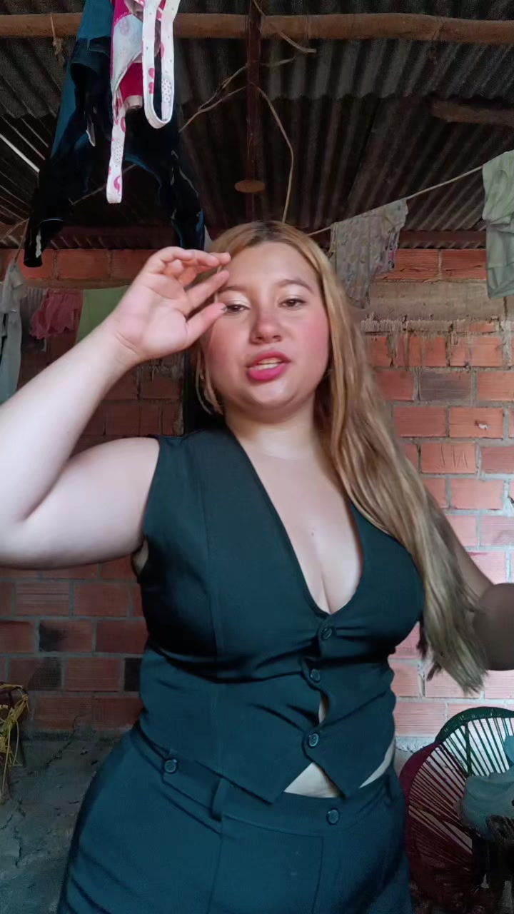 @Nayely