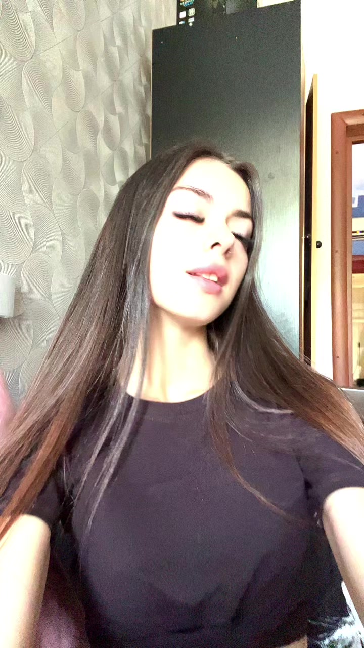 @_katyusha_