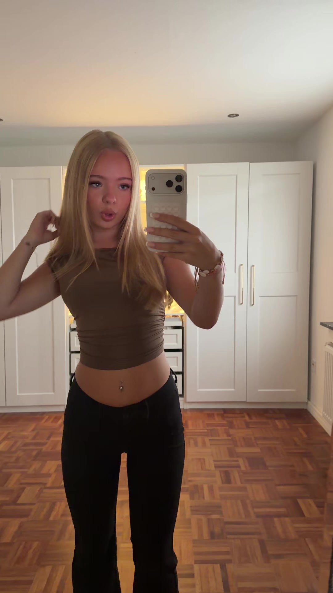 @romy_ronm