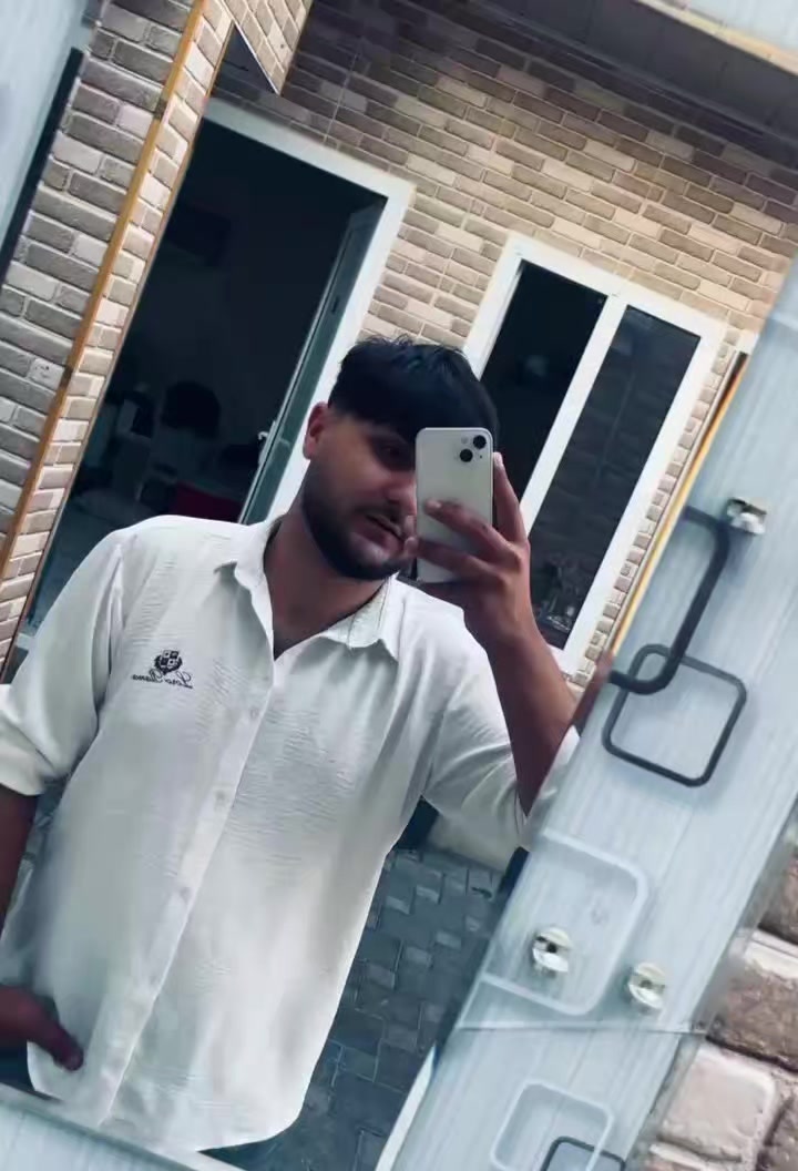 @Elish_