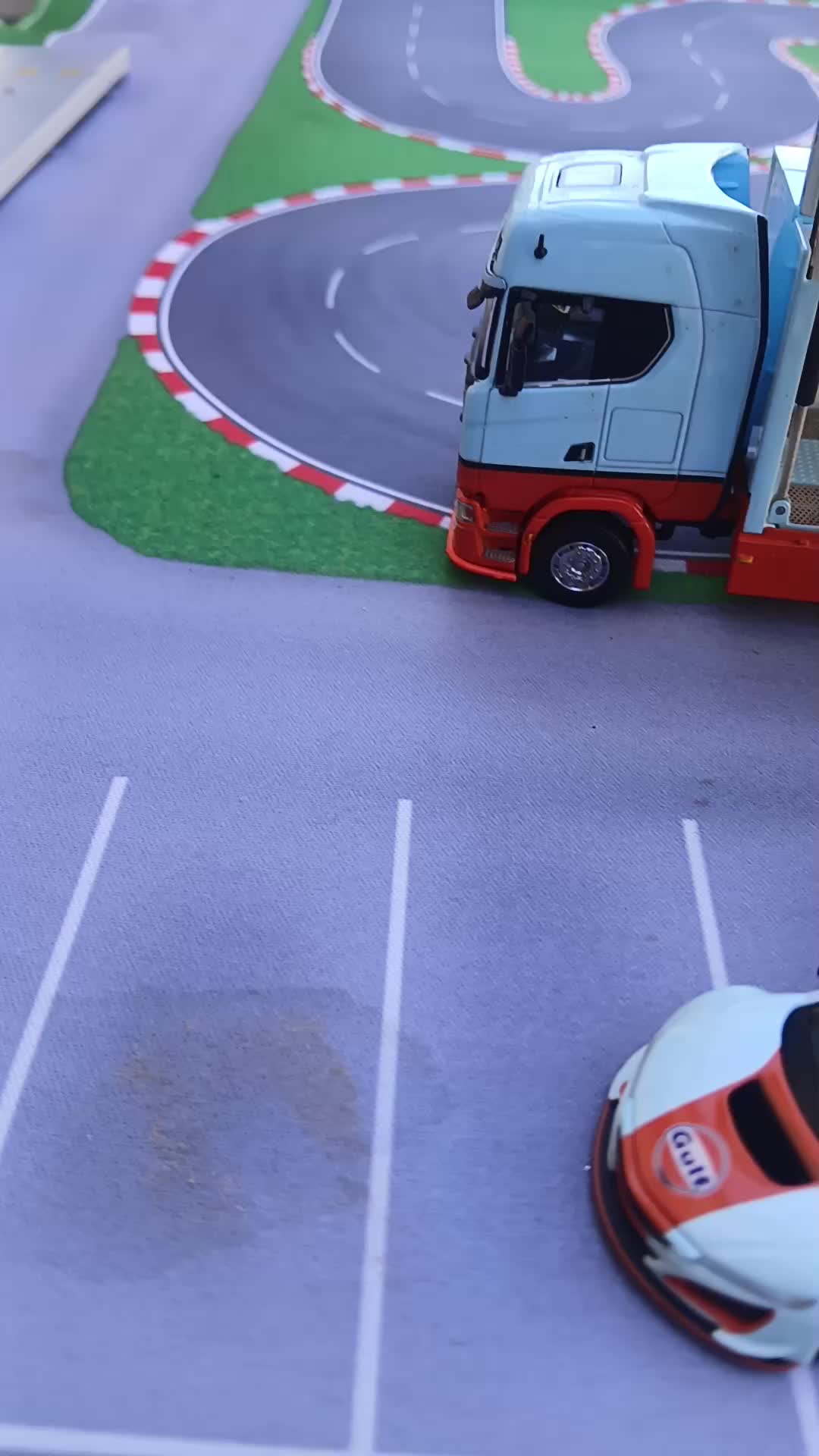 @hunterdiecast