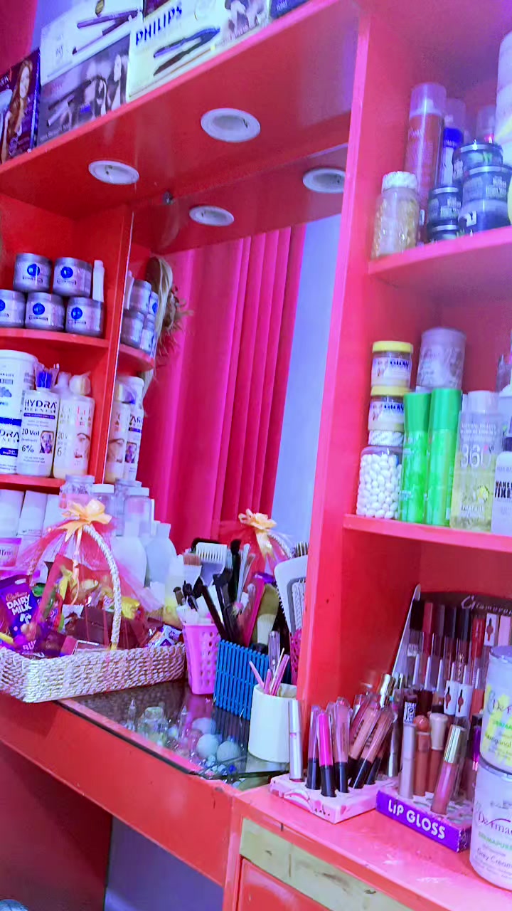 @Her's Beauty Parlour