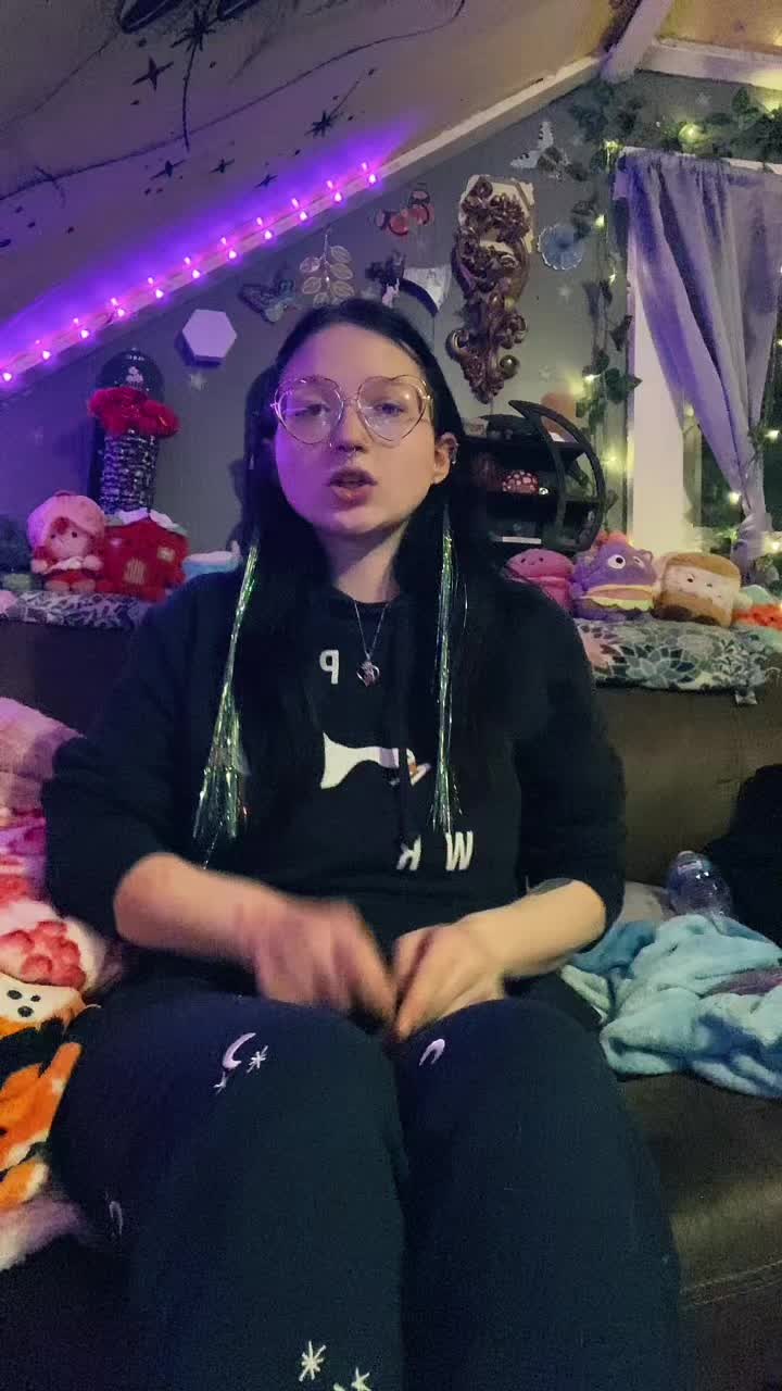 @ali 🕸️💗