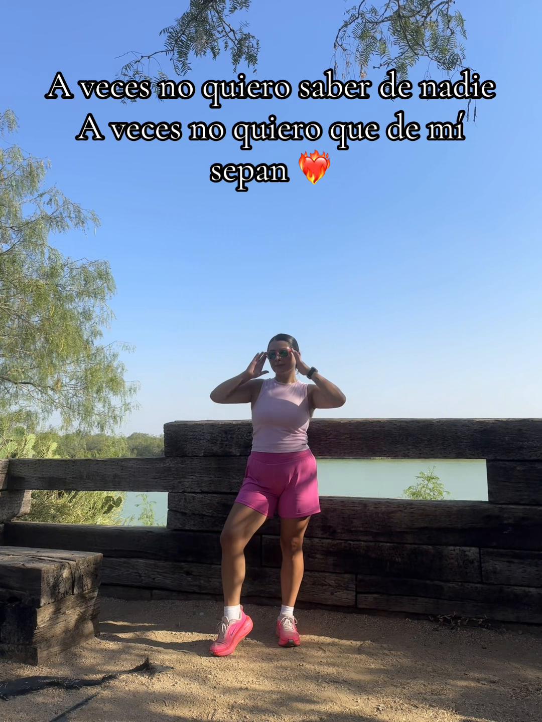 @Jaelly Anahí Salinas 🖤