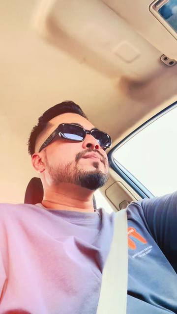 @Atul Hasan 🇧🇩 🇴🇲