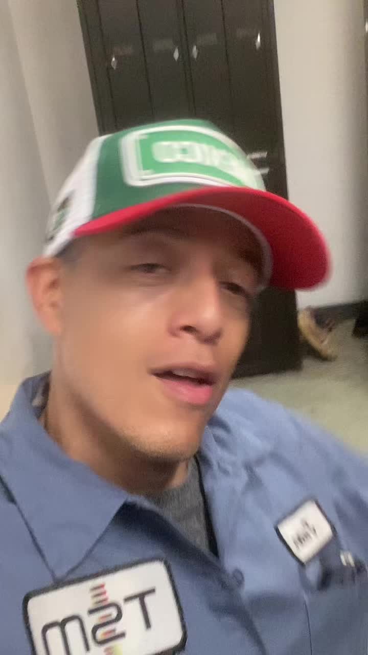 @JohnnymAb
