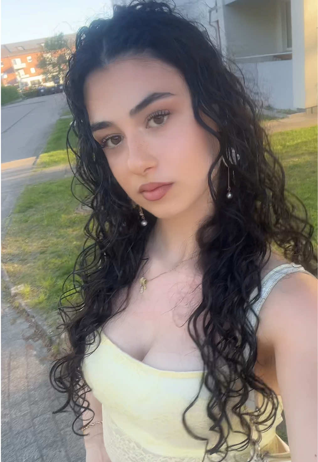 @bbygirlaylin2