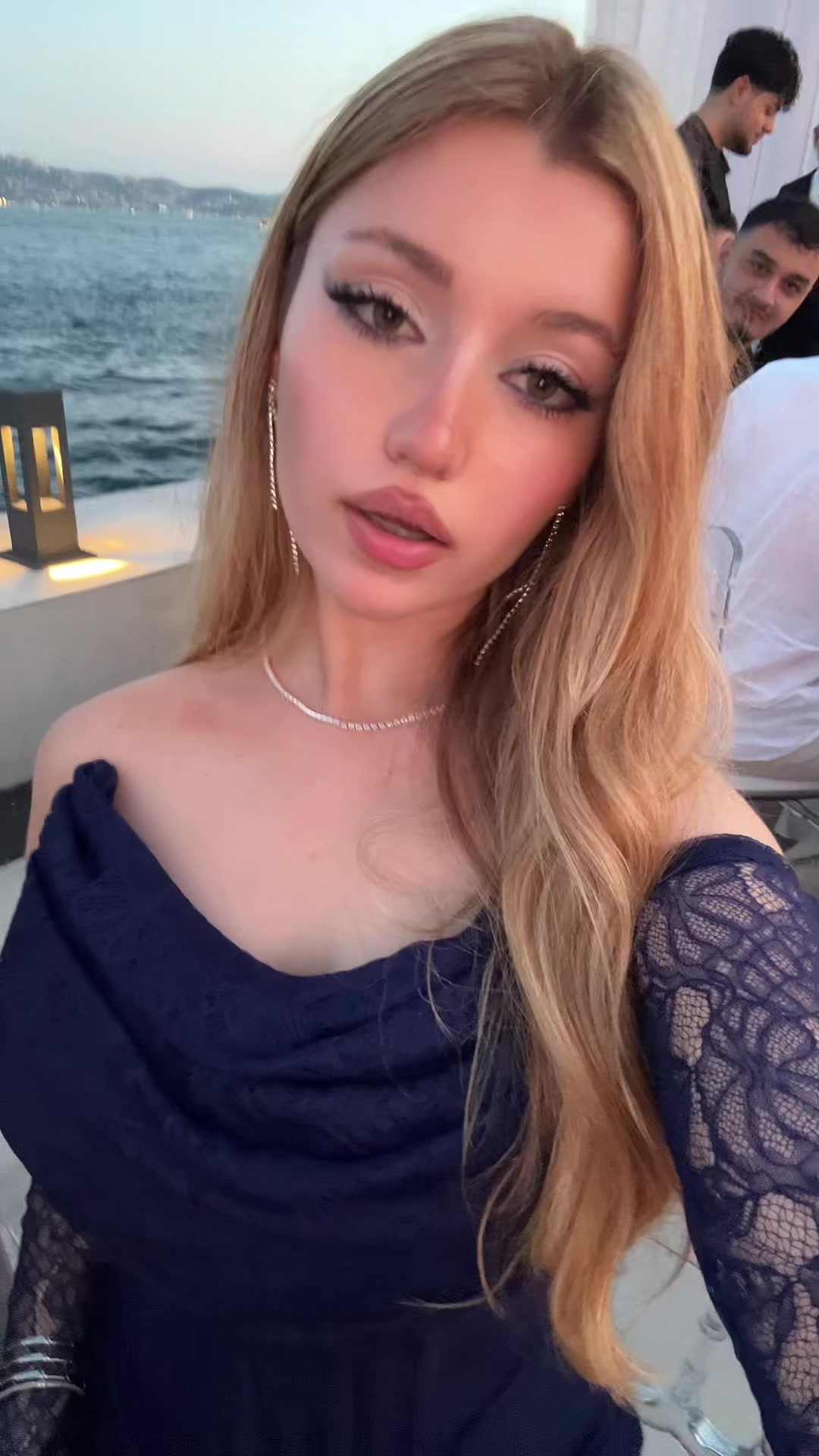 @Aslı