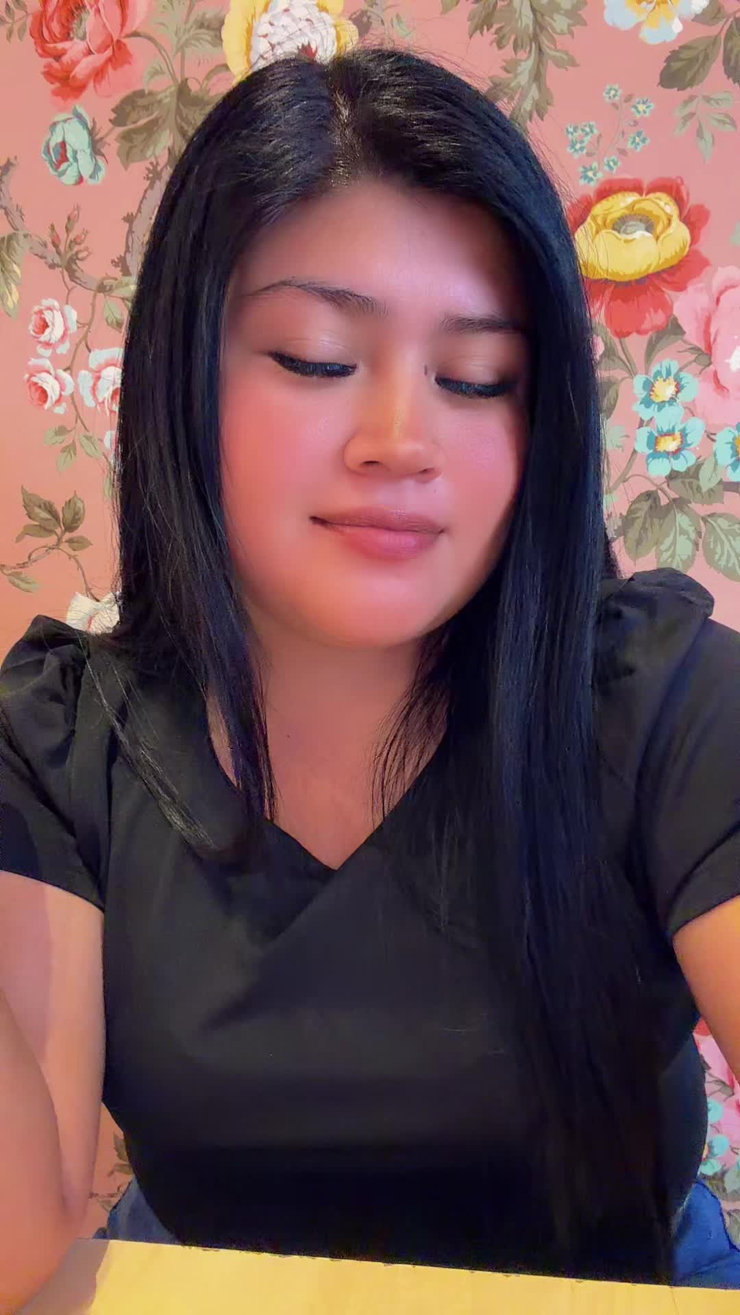 @ivania_sv