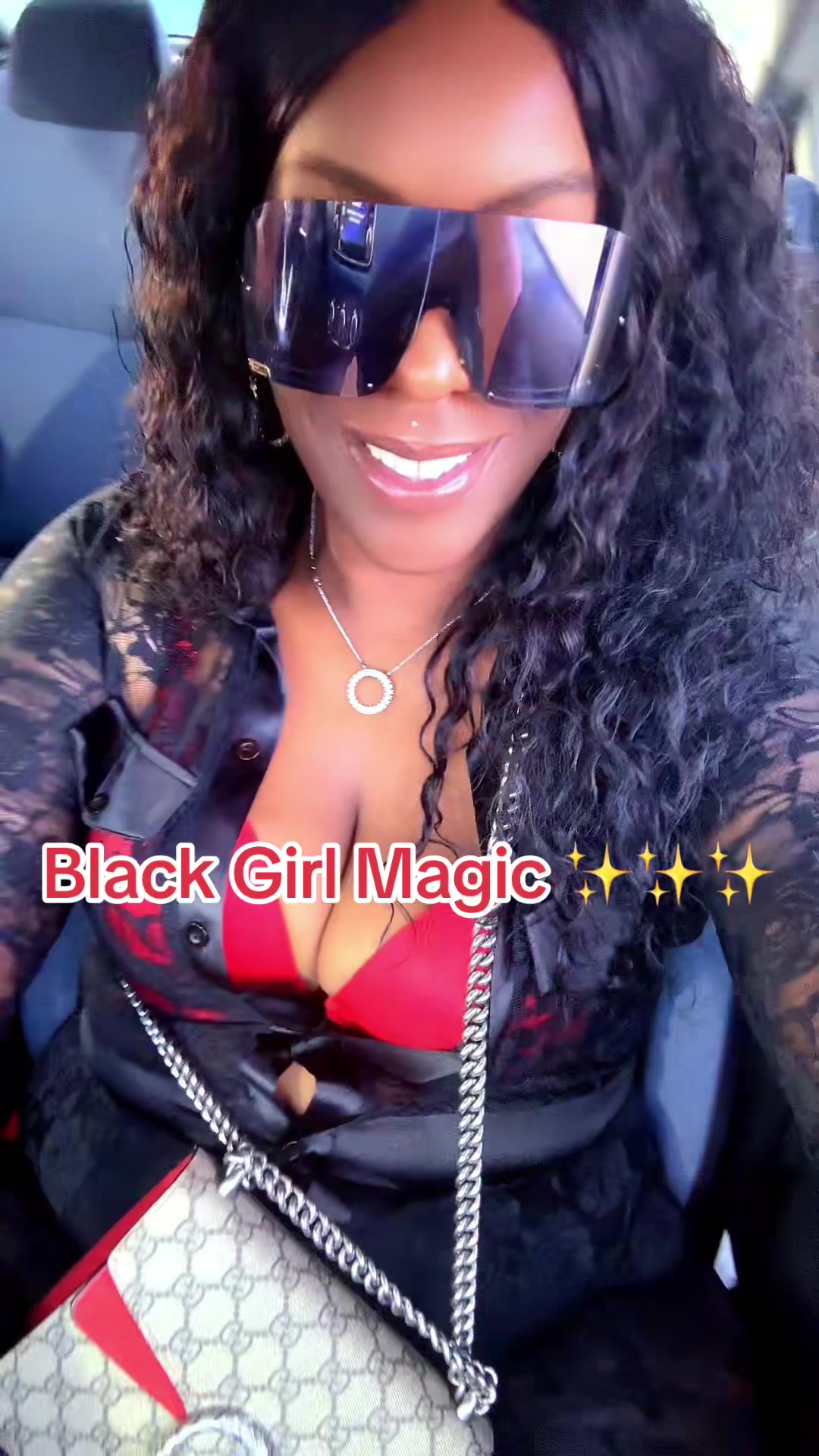 @Sexy Mami 😍😍