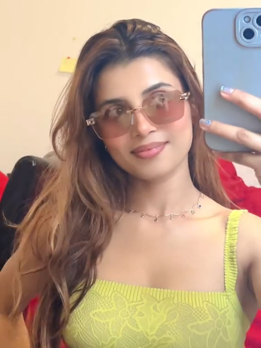 @nish_khaniya7