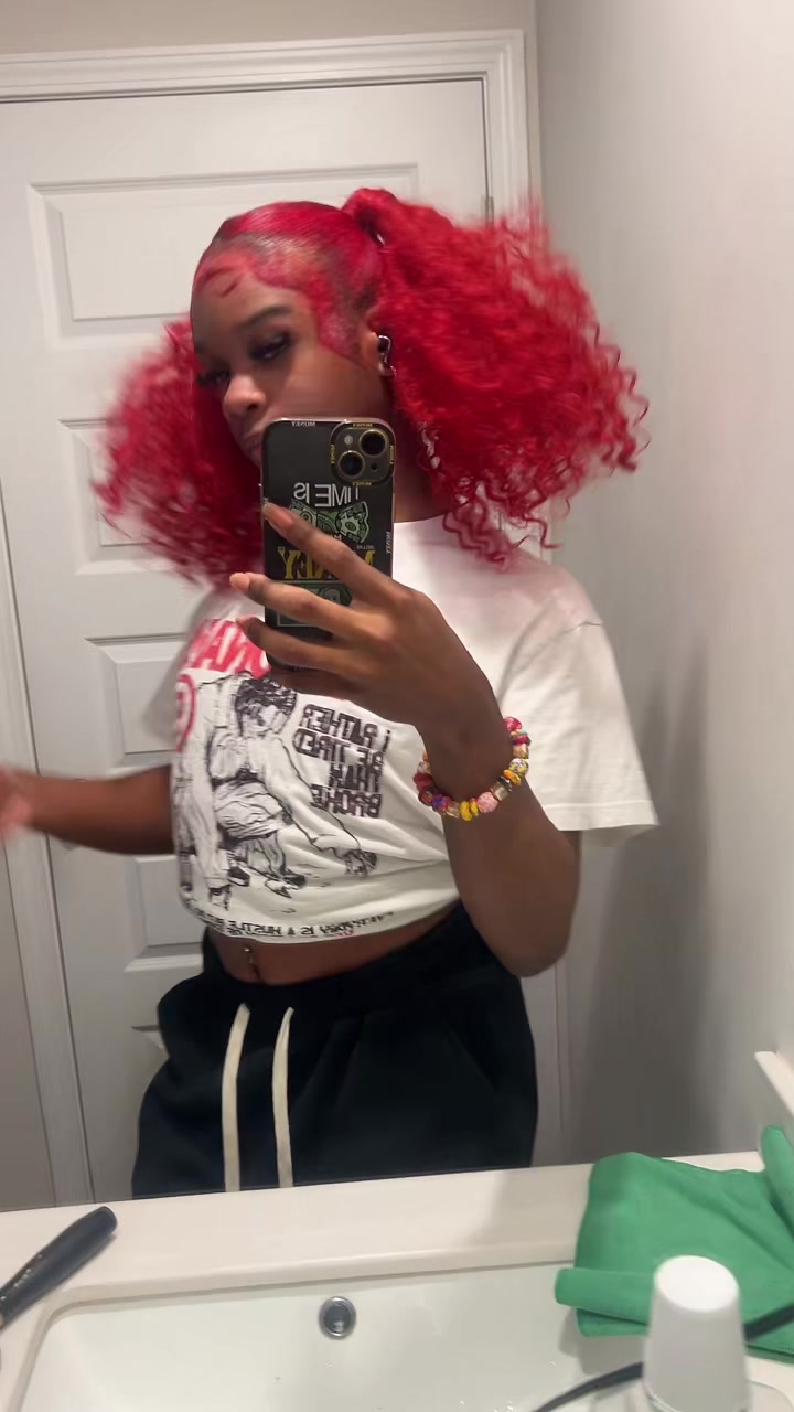 @Badshi&reg;️
