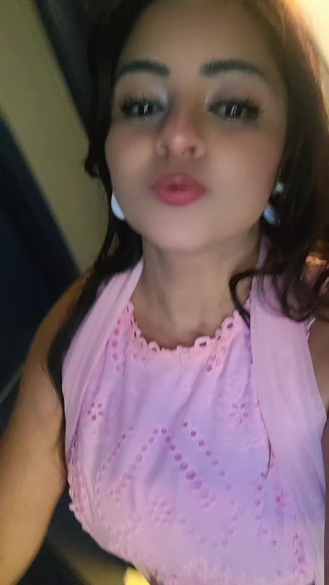 @ShwetaV