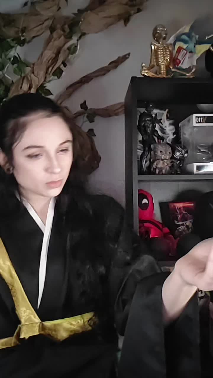 @Criz