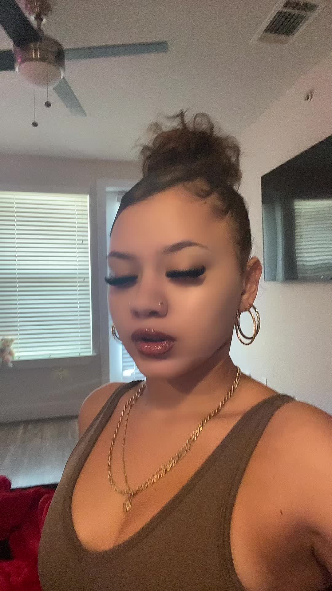 @lizvette