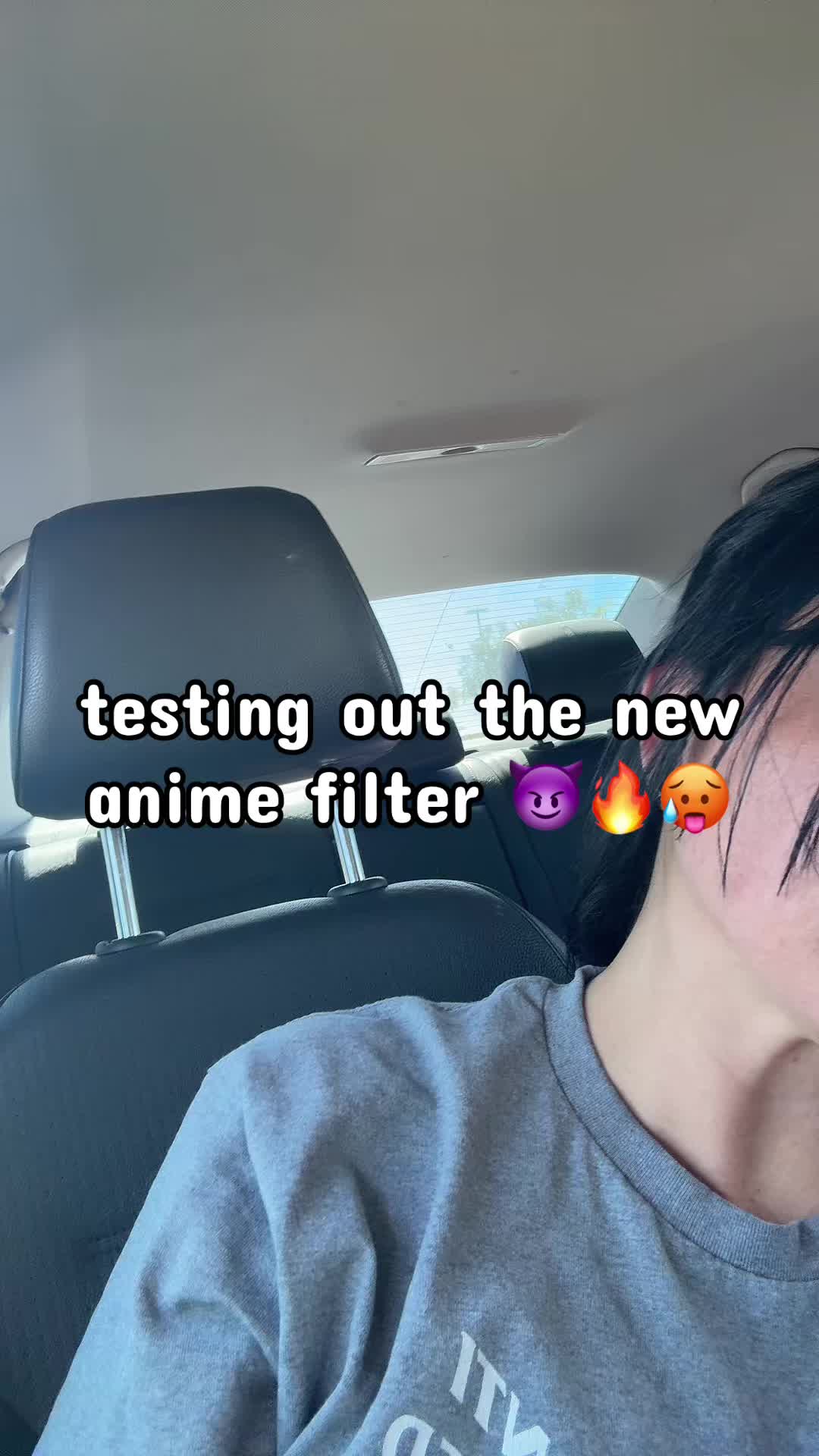 @liketotallynikki