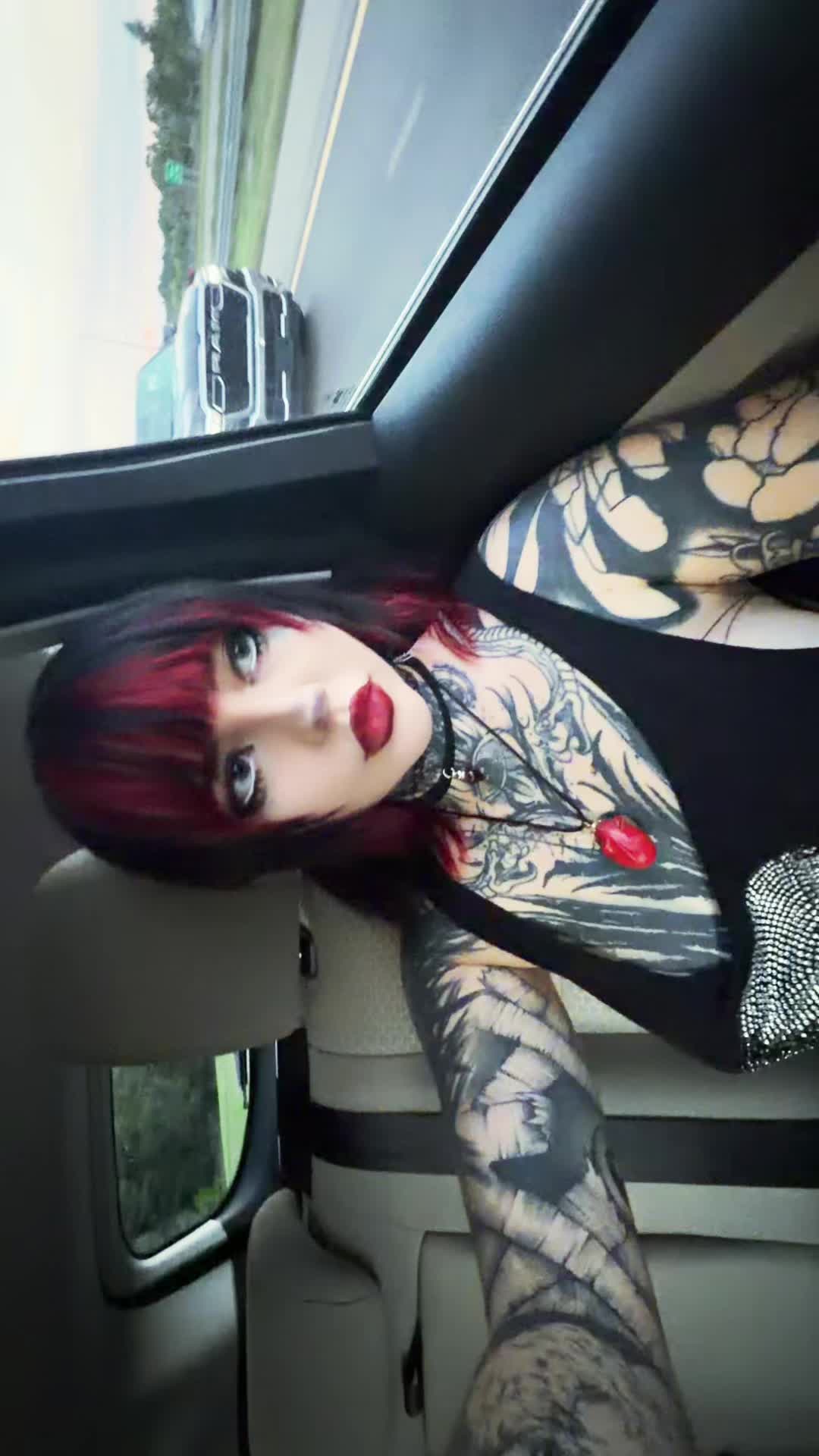 @mothertriplex
