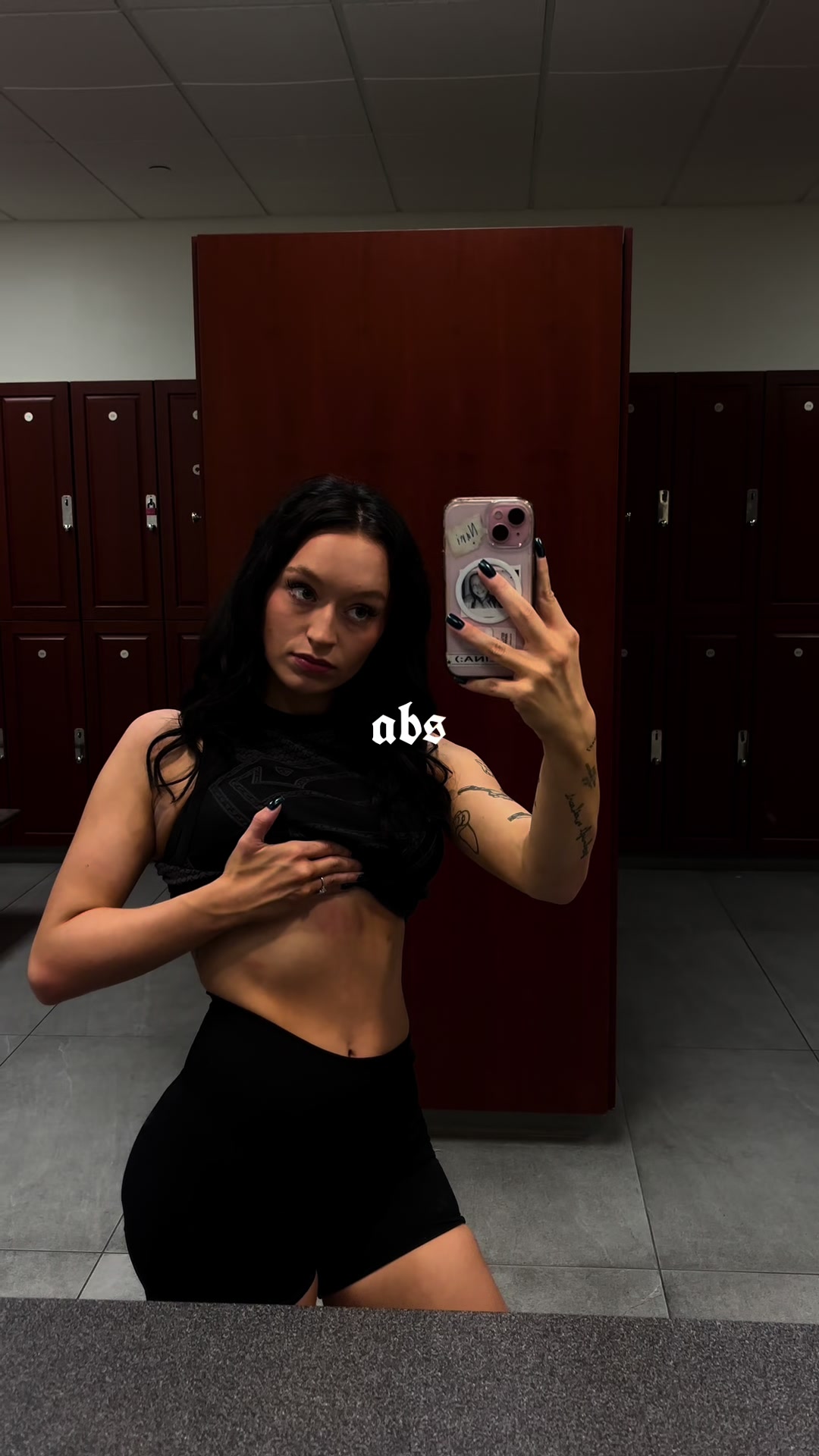 @Melina Rain|Bodybuilder