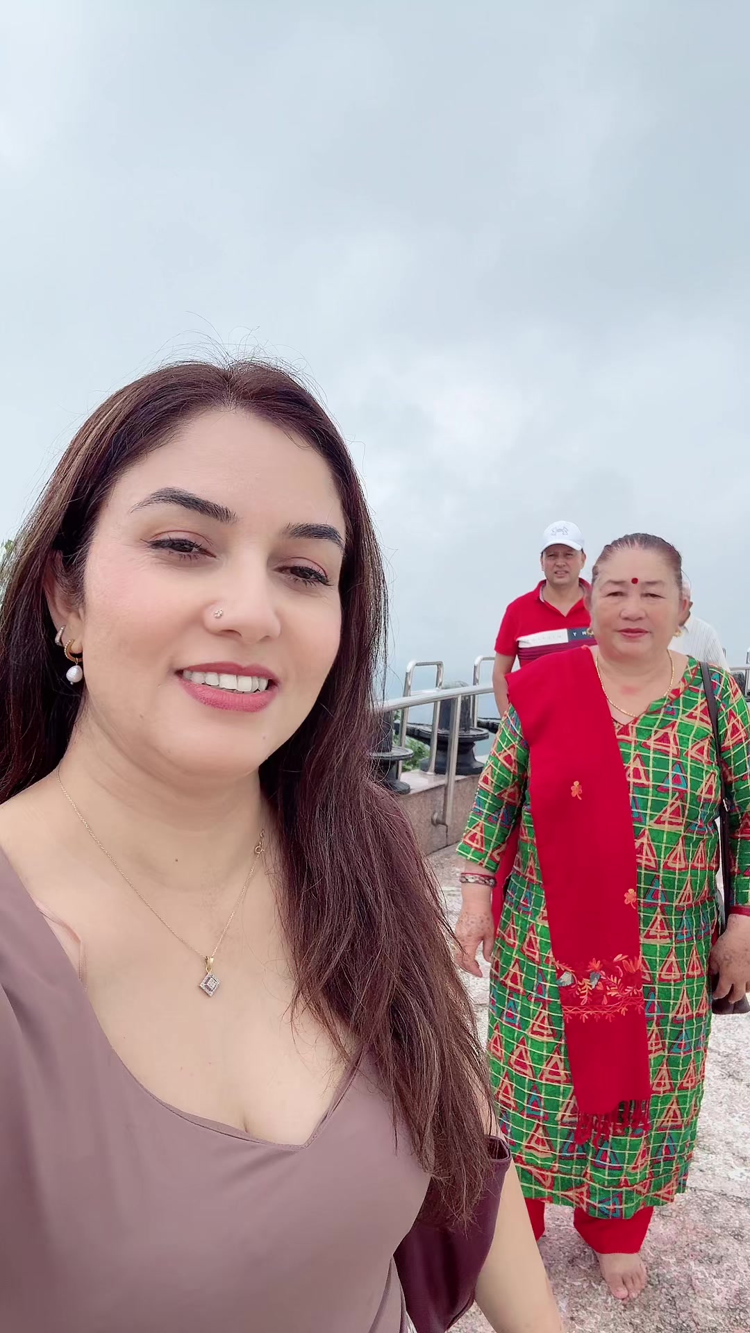 @pooja🥀