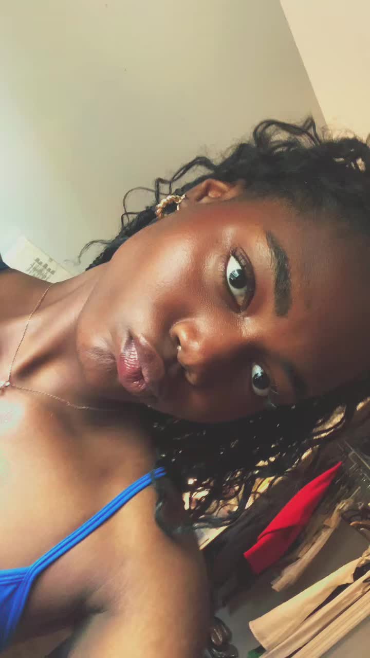 @Kenza..spams🧟