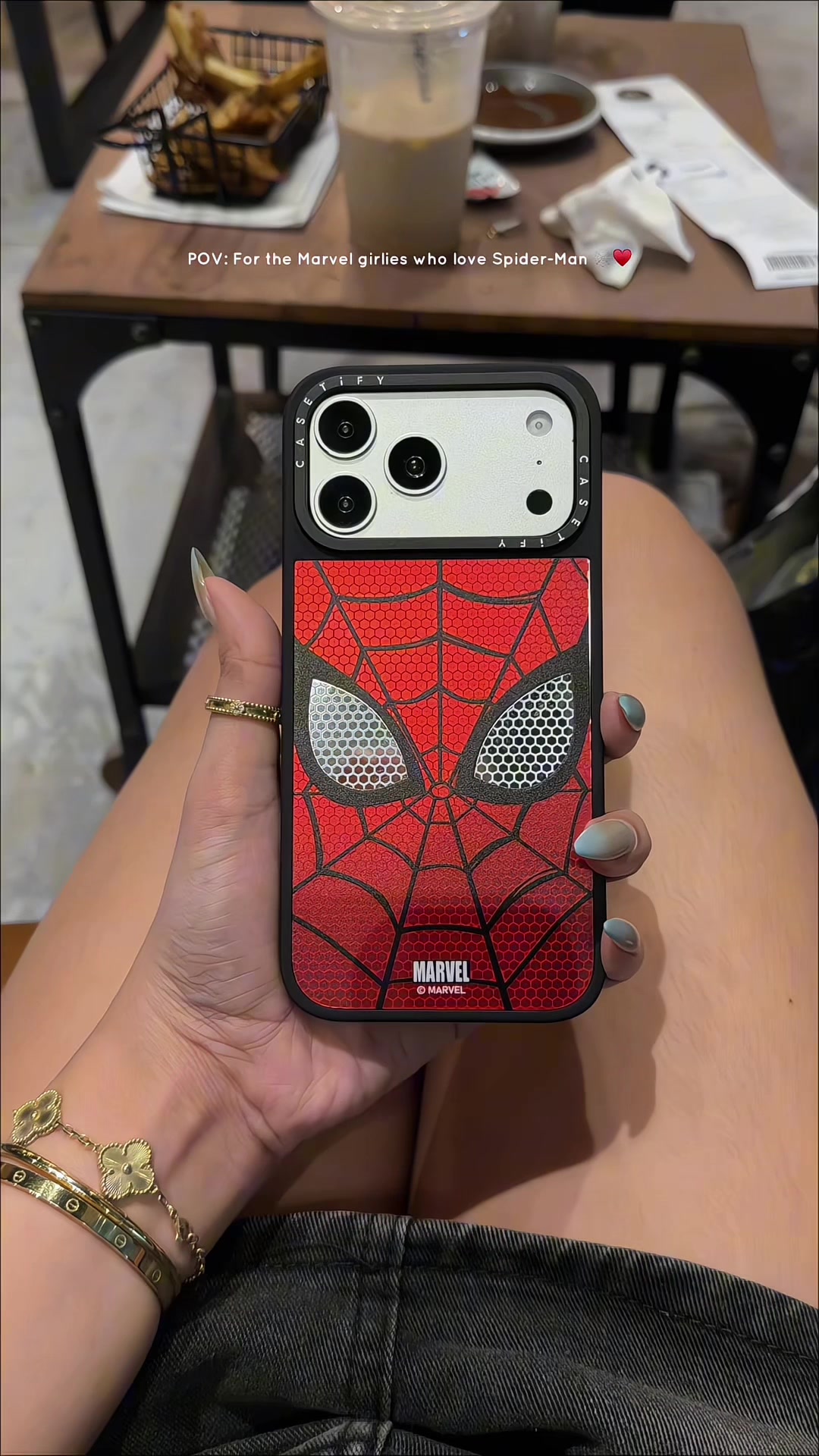 @𝑴𝑨𝑹𝑳𝑺 & 𝑪𝑶.