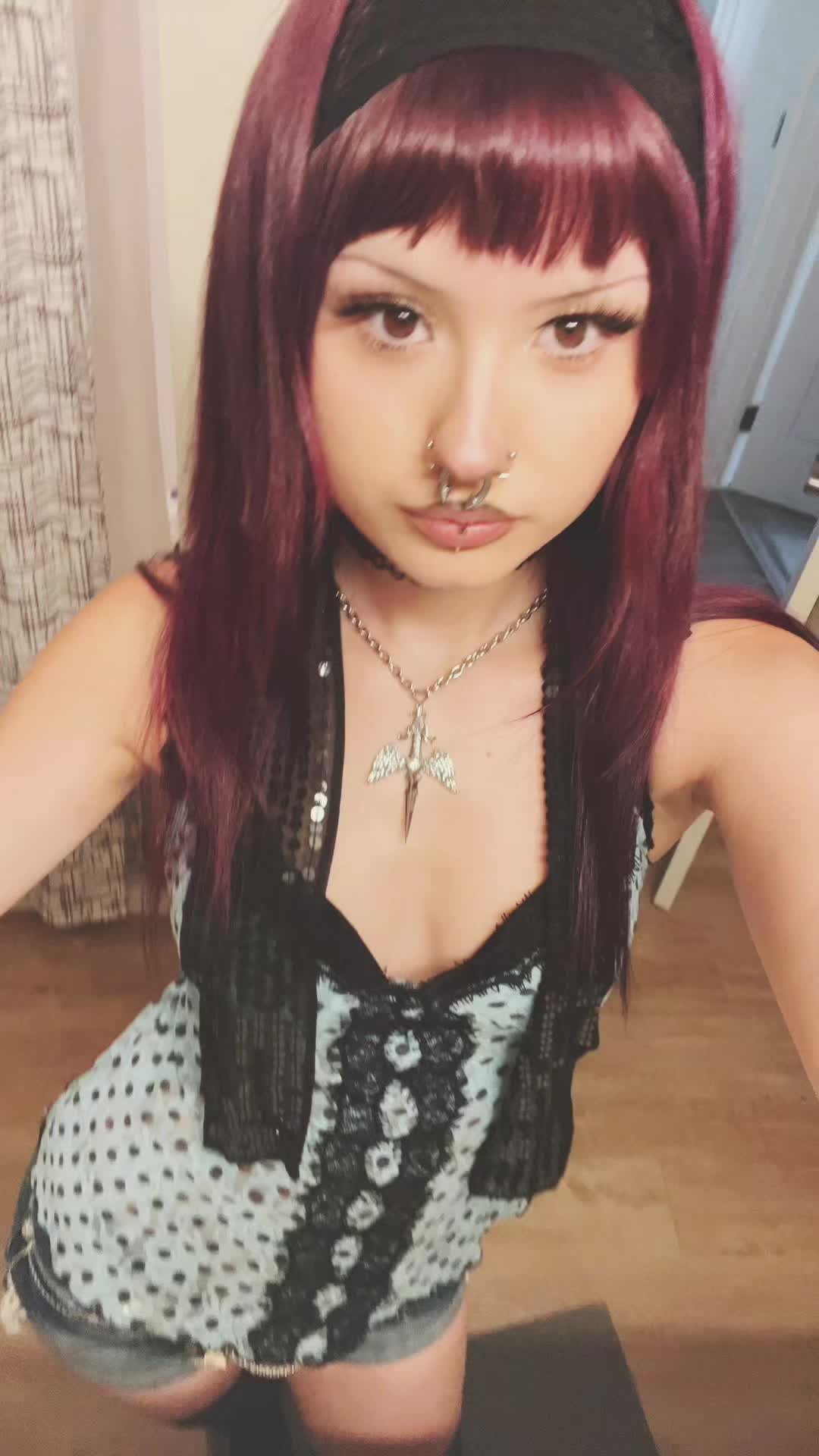 @vict꩜ria