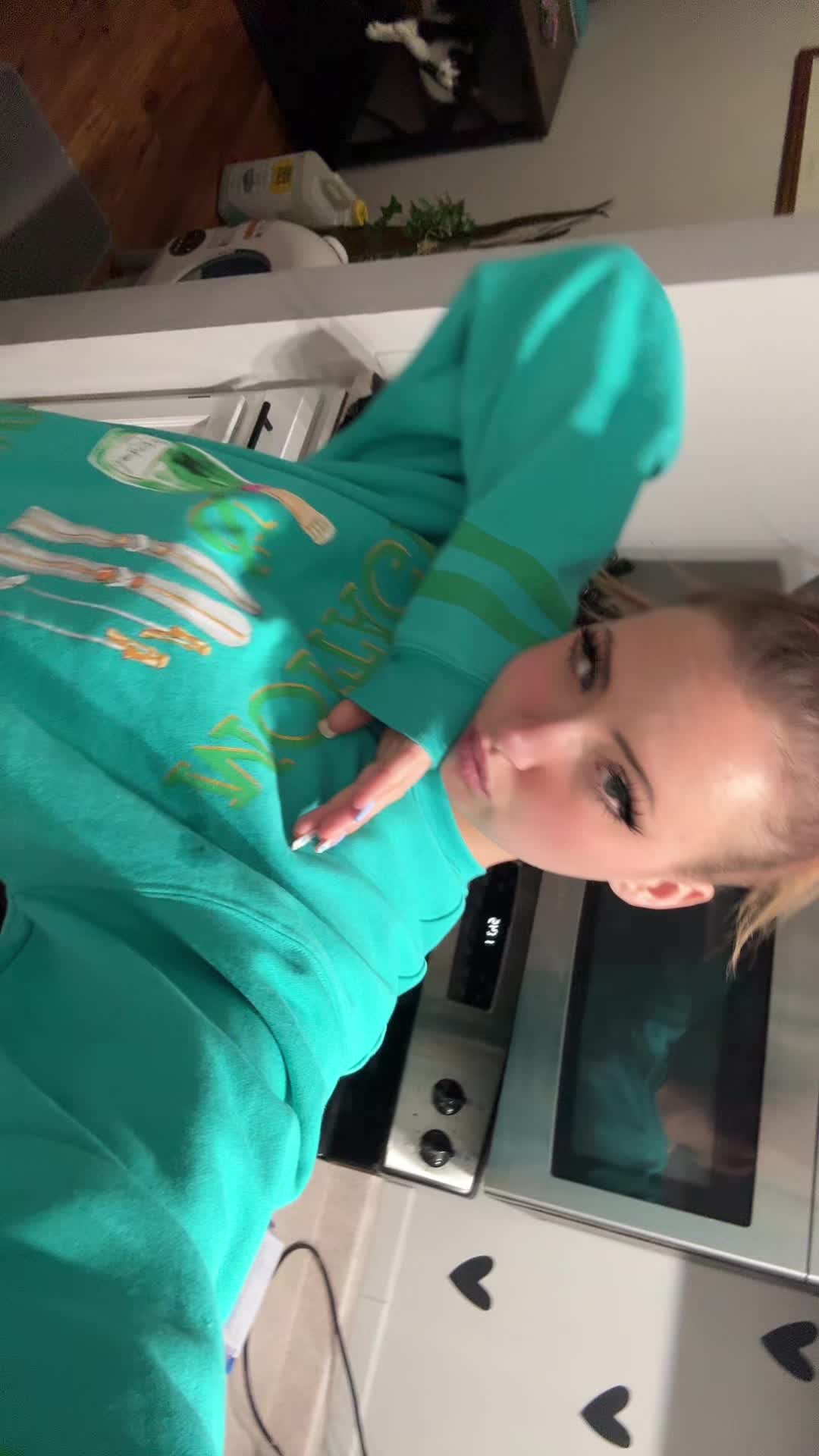 @x: bblunaloux