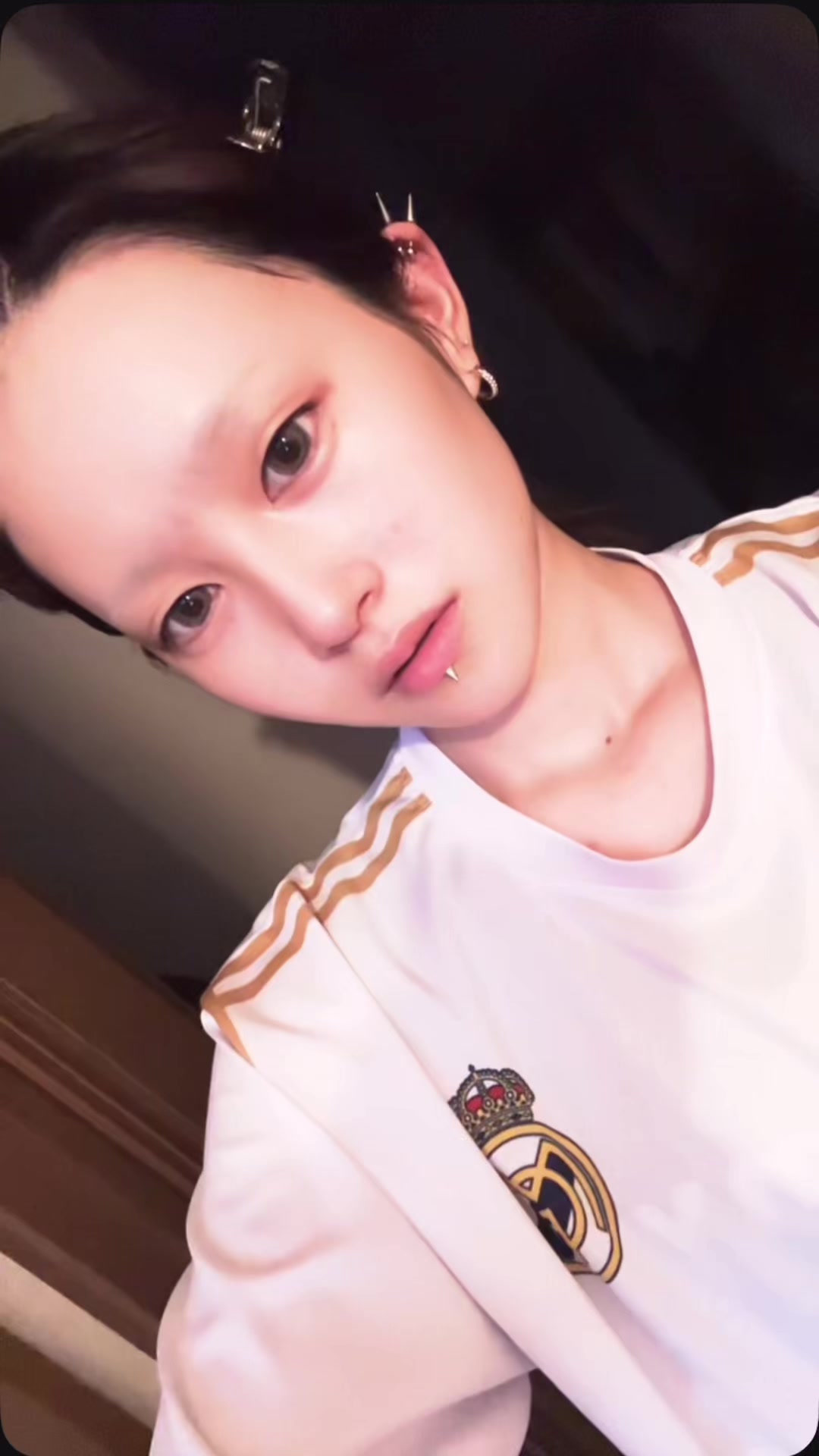 @ア ヤ ノ