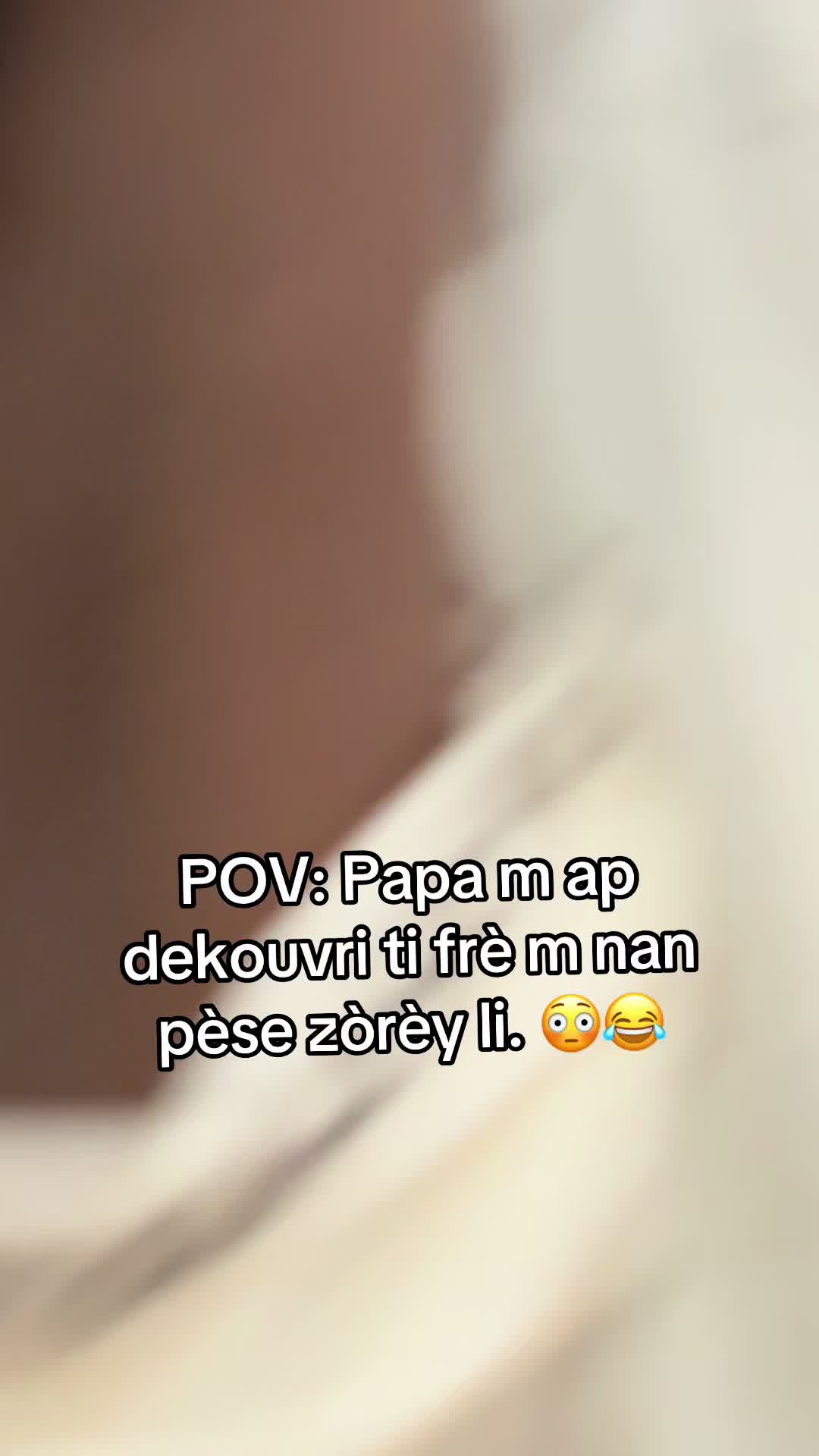 @H0lliw00de