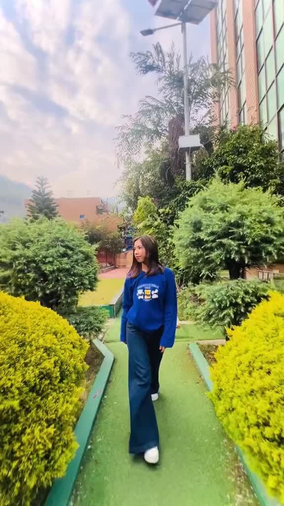 @SANSKRITI😎