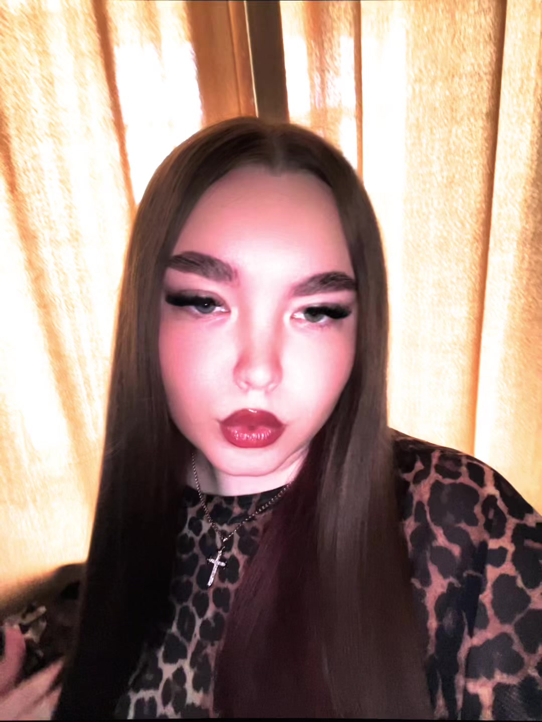 @viks_lips