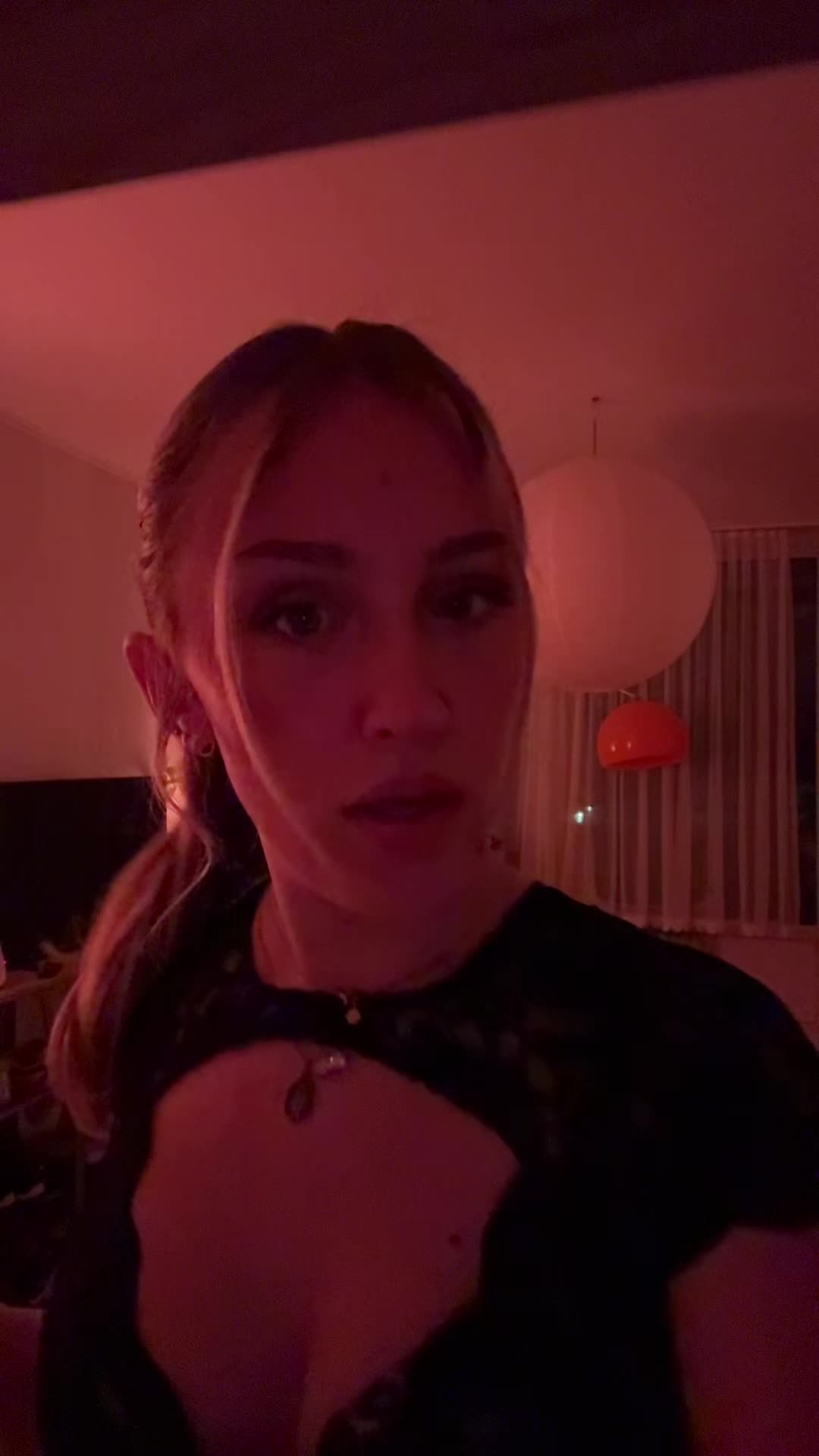 @alena ꩜🍸🪷 🍋&zwj;🟩🪩