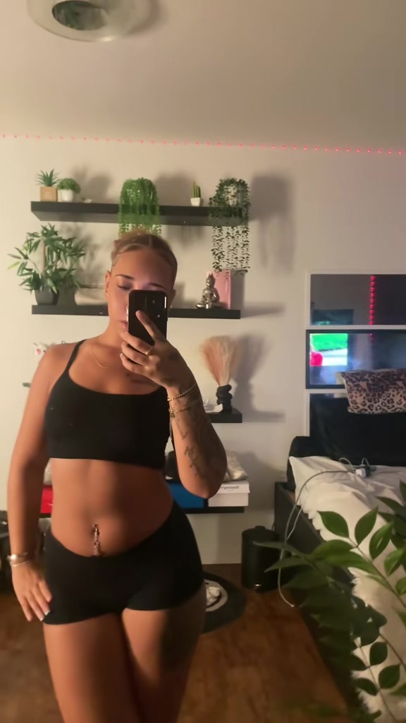 @Yana 🕷️🕸️