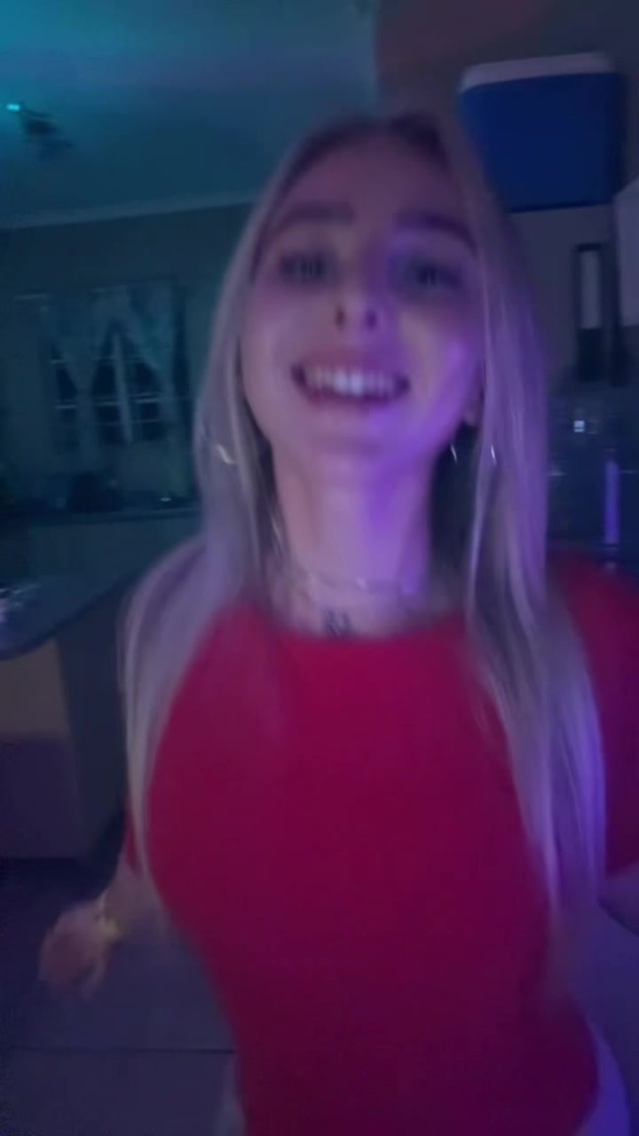 @damndanel_