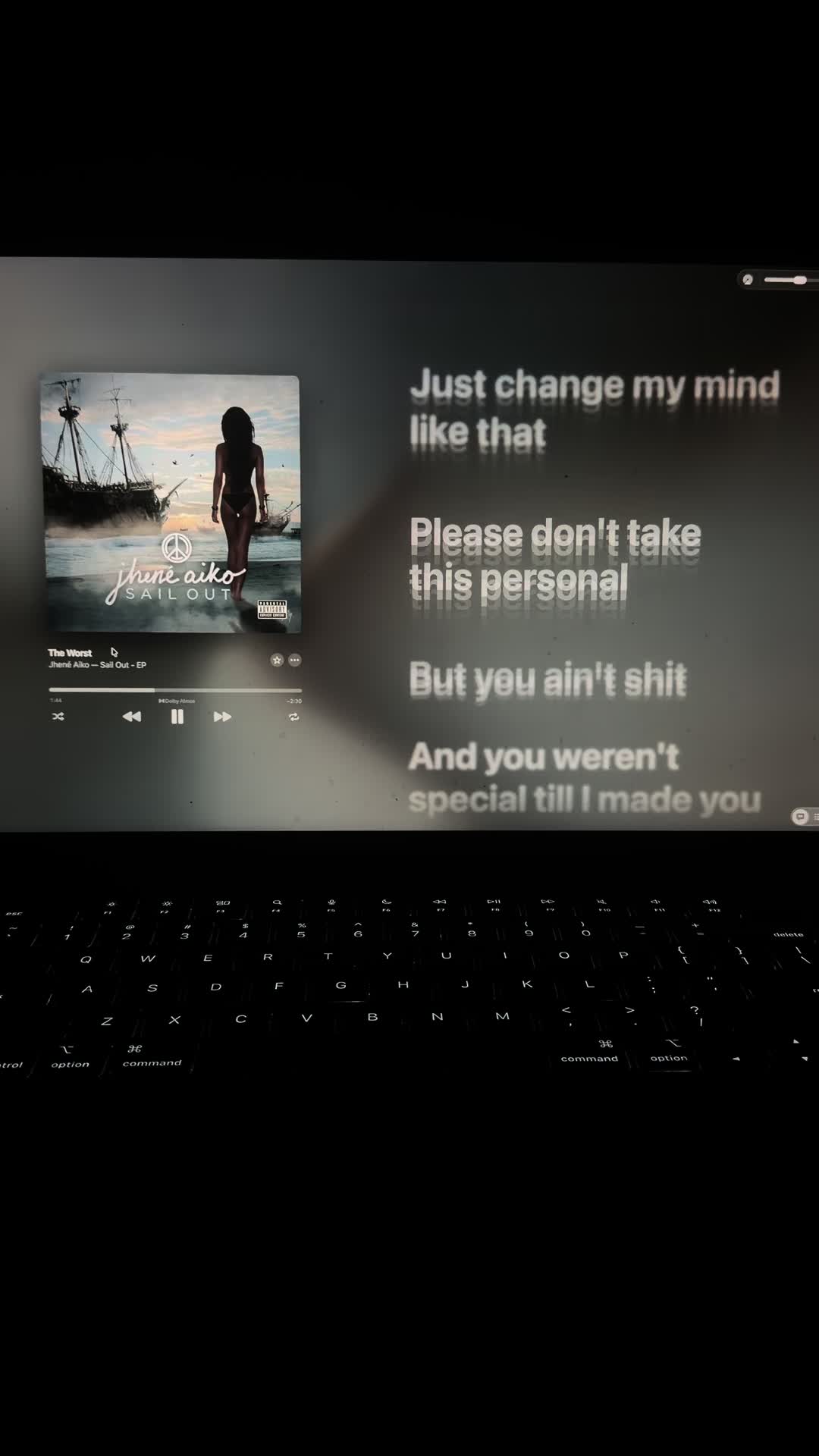 @isiahfavoritemusic