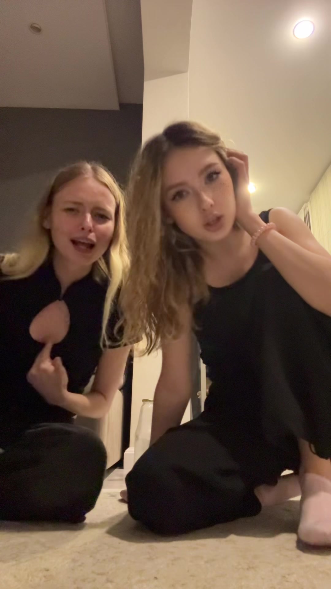 @Kitty_oos