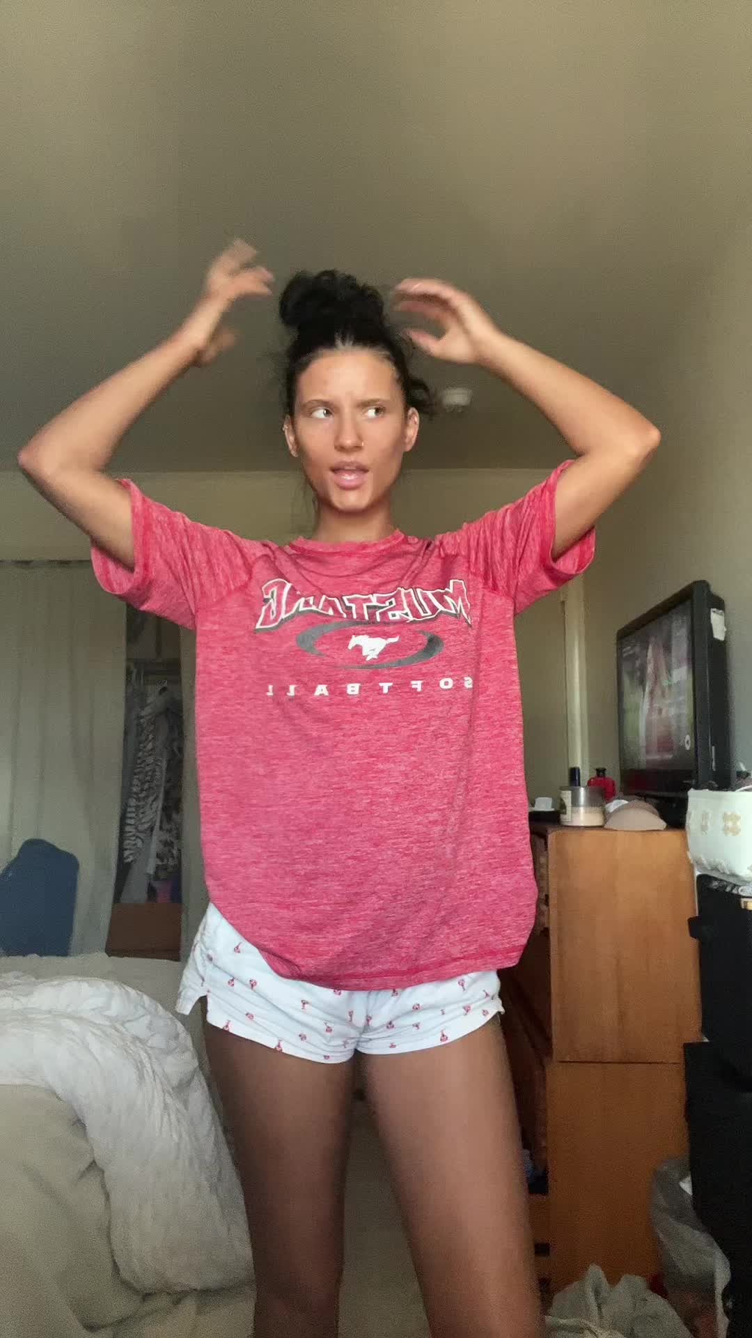 @𝚗𝚒𝚌𝚘𝚕𝚎 𝚟𝚒𝚘𝚕𝚊