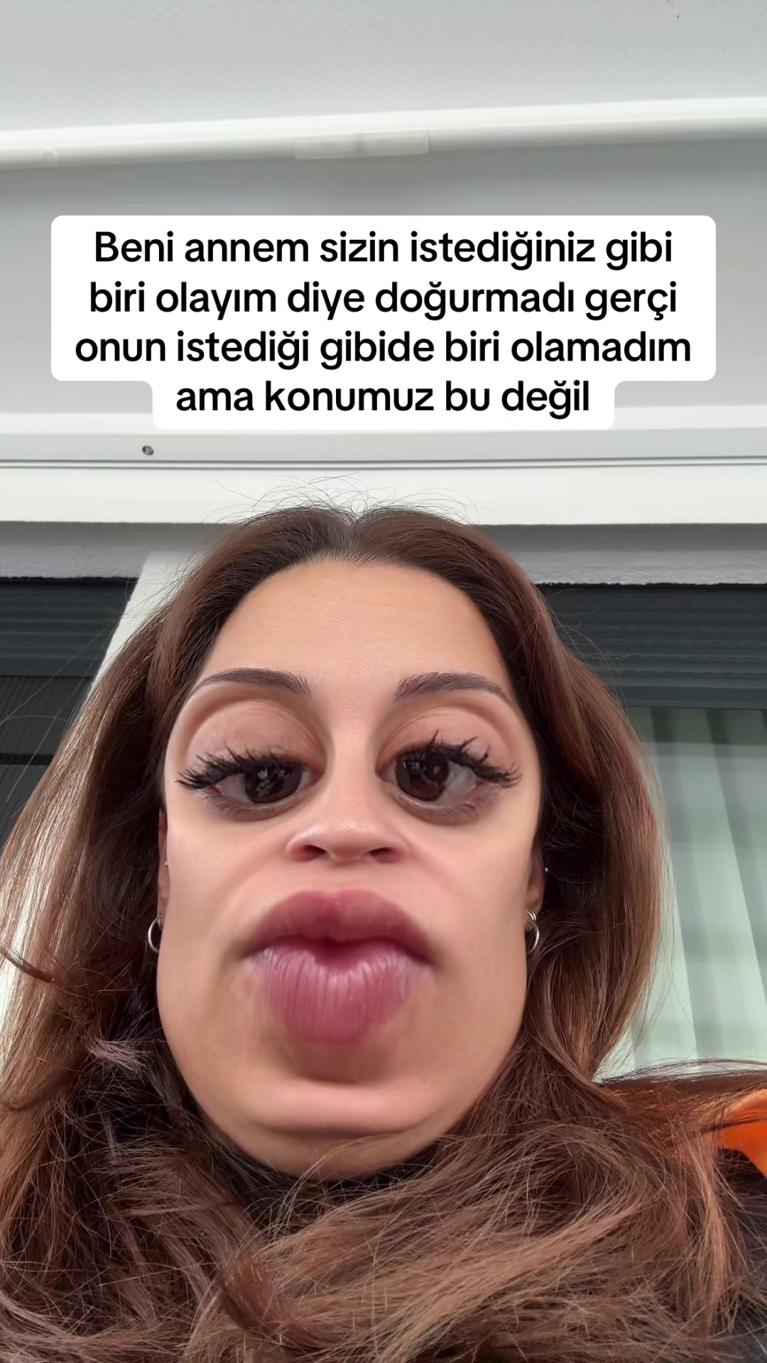 @eKe