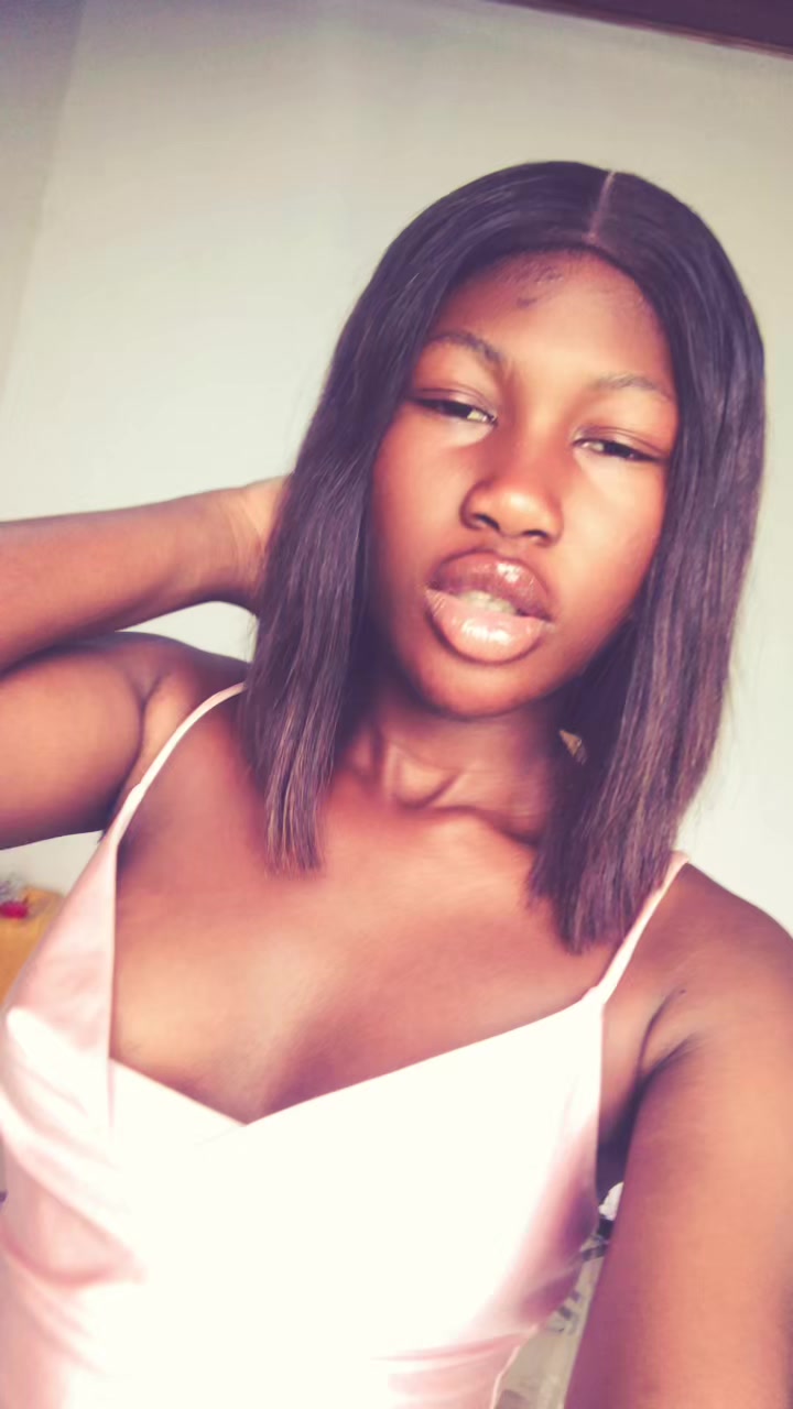 @𝓜𝓲𝓷𝓪 ᥫ᭡💗🍒