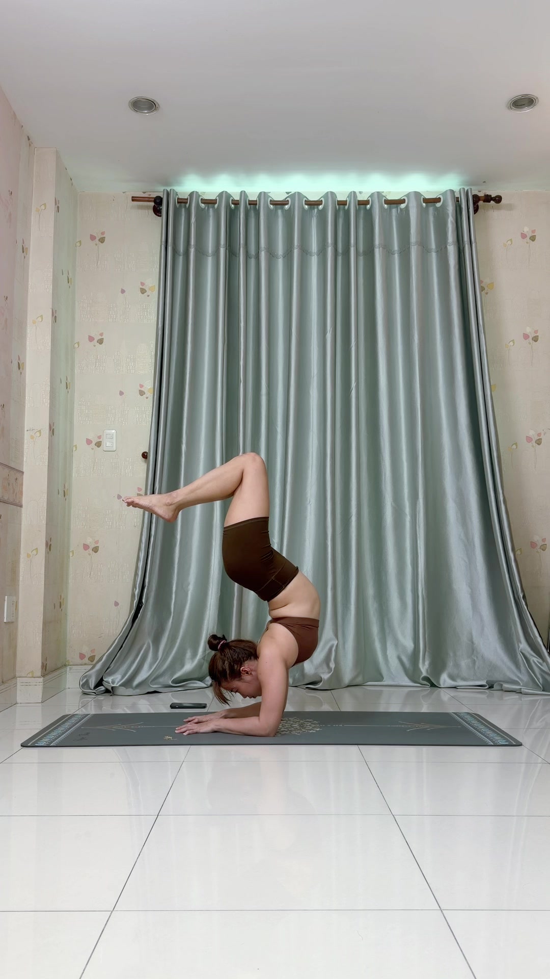 @Tiênyoga_Barney