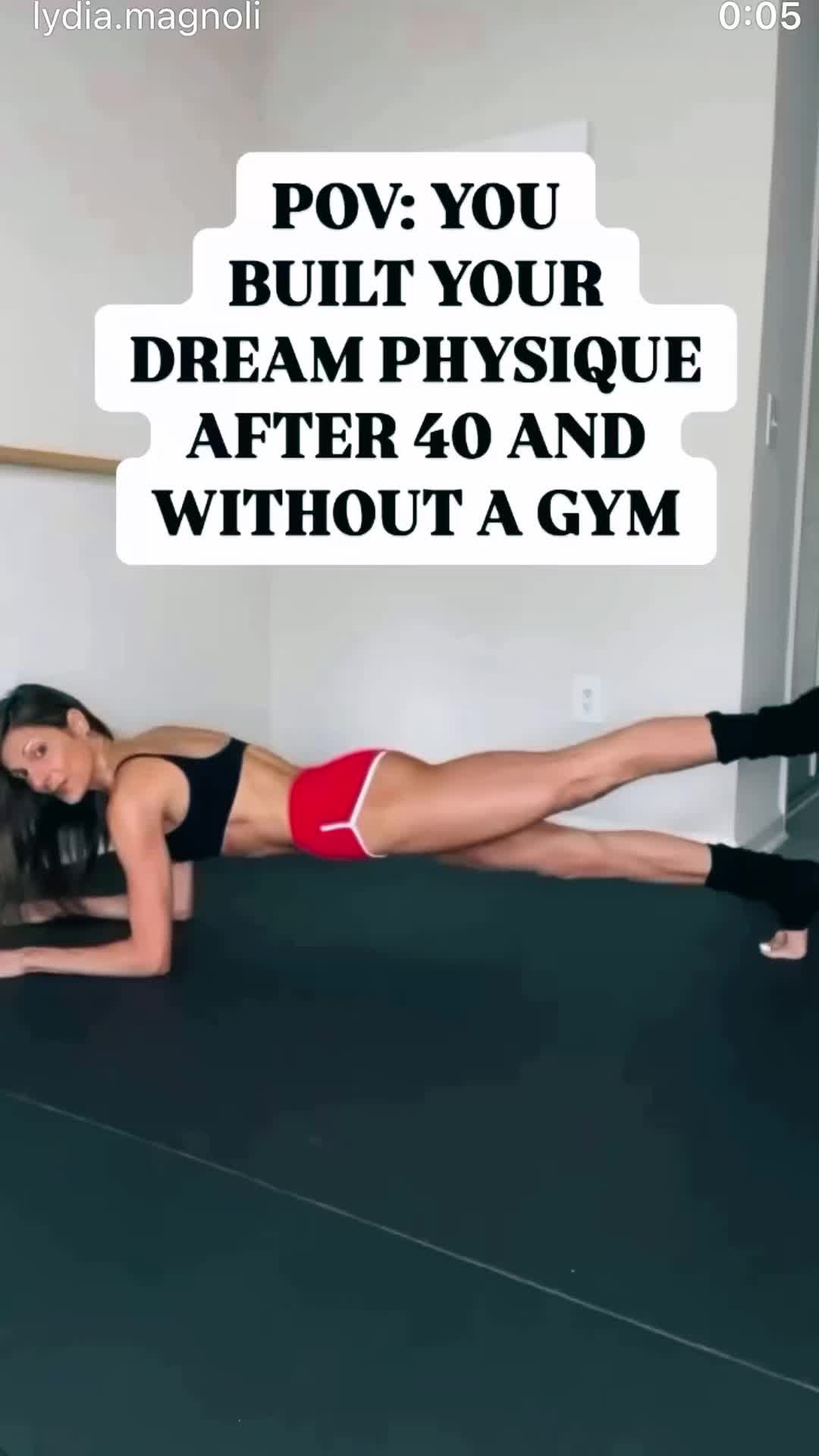 @Lydia Magnoli | Home Workouts