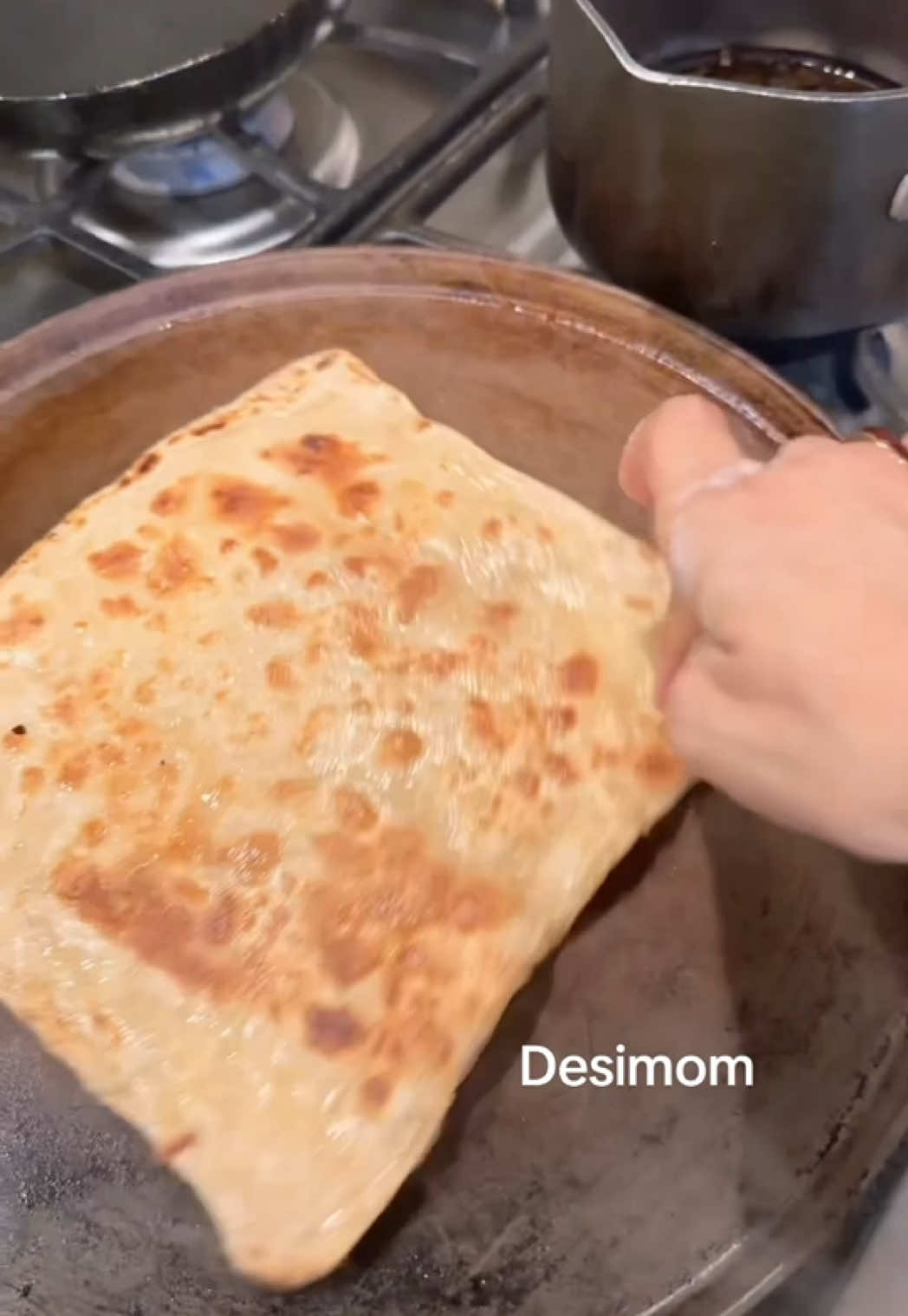 @Desimom-HosanAra❤️حُسن آرا